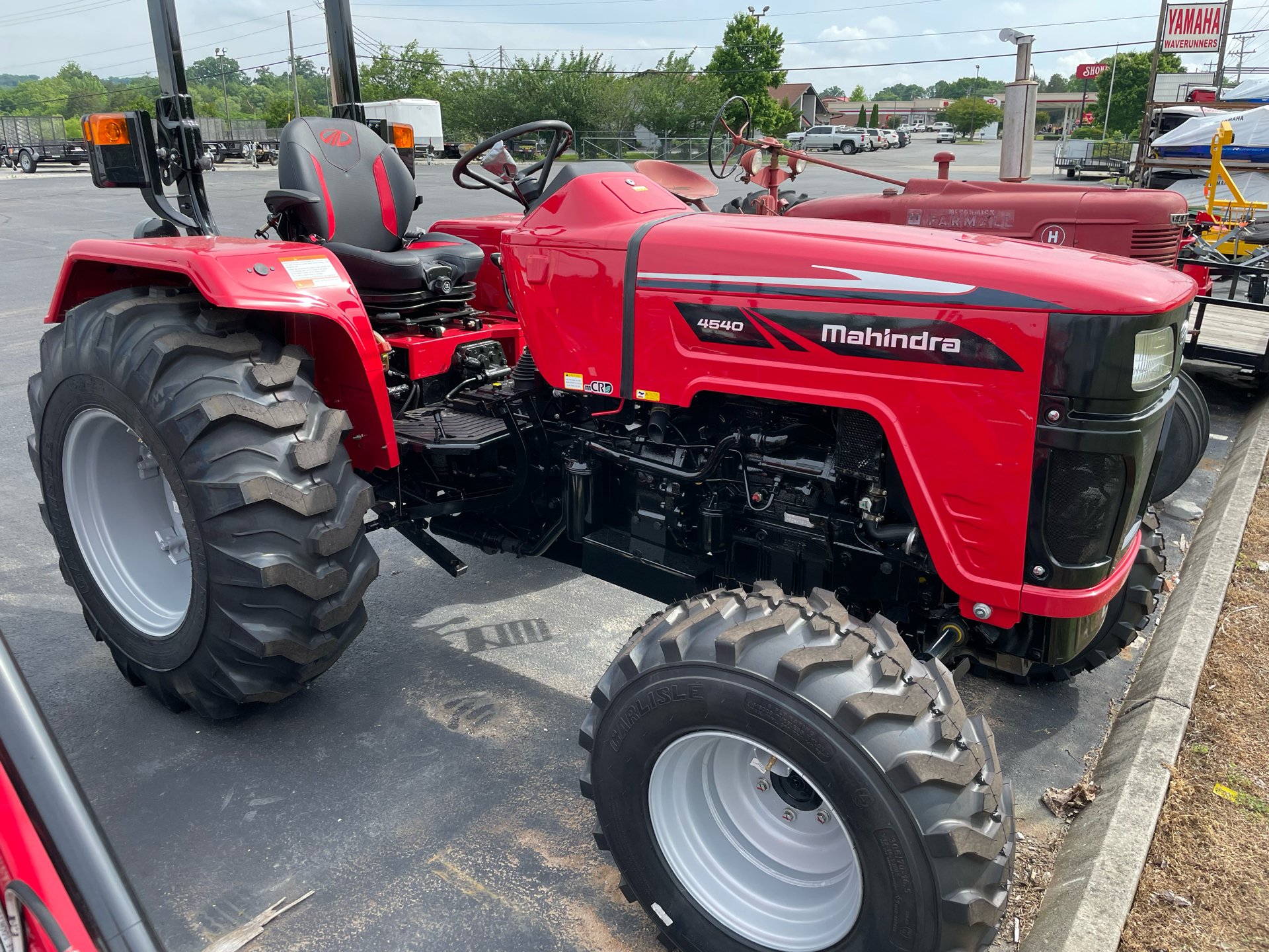 Mahindra Tractor Picture Wallpapers