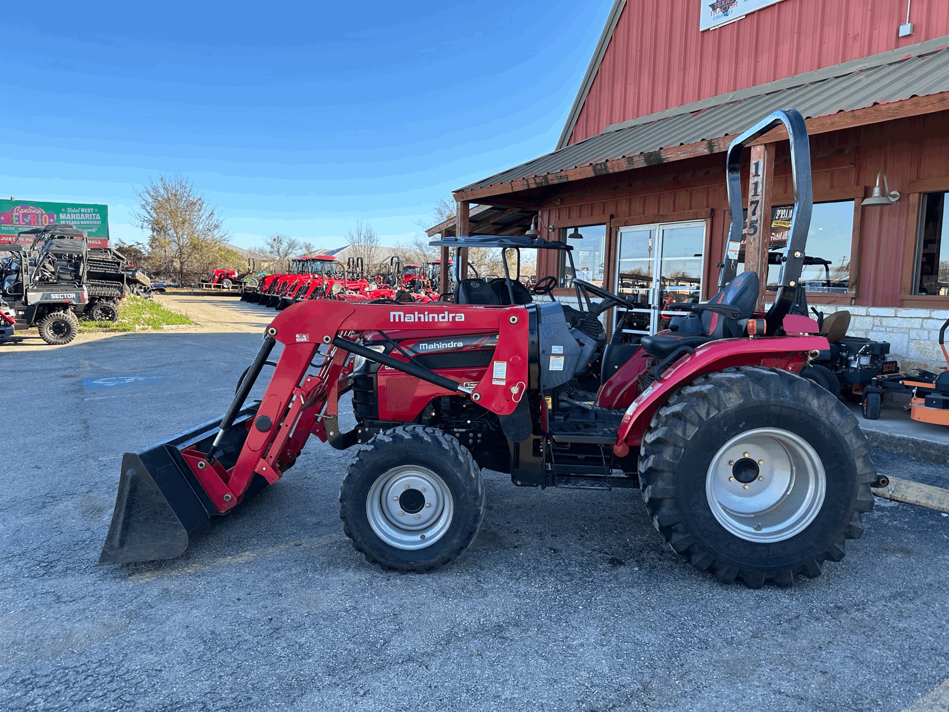 Mahindra Tractor Picture Wallpapers