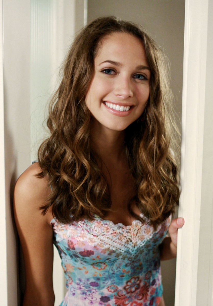 Maiara Walsh Wallpapers