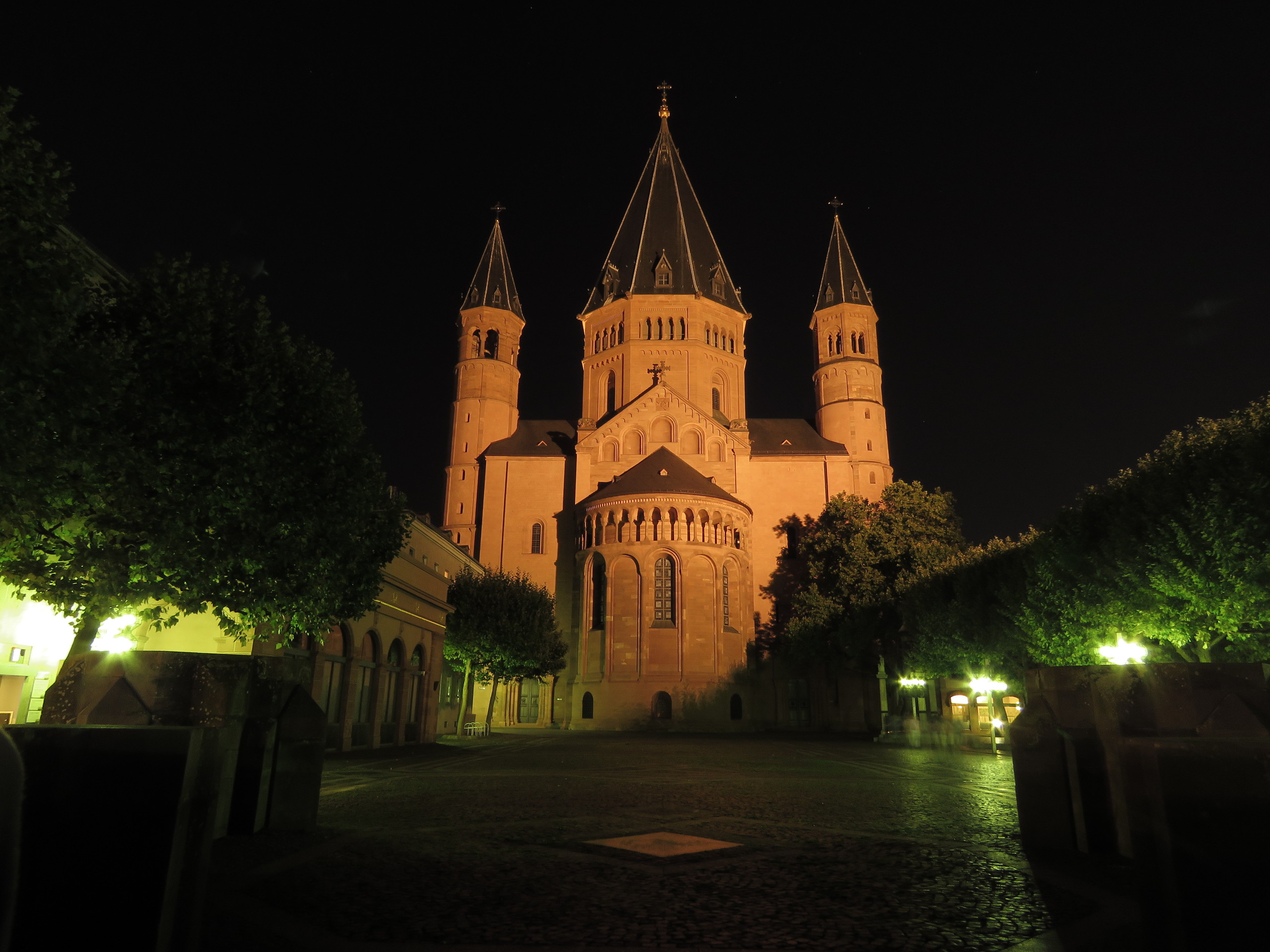 Mainz Cathedral Wallpapers