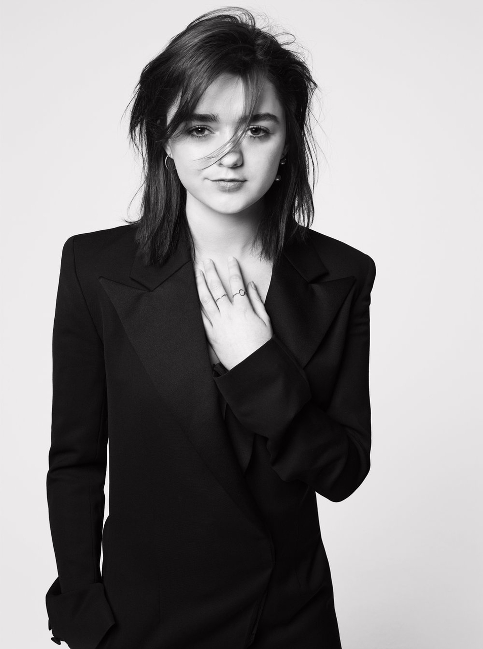 Maisie Williams Monochrome Wallpapers