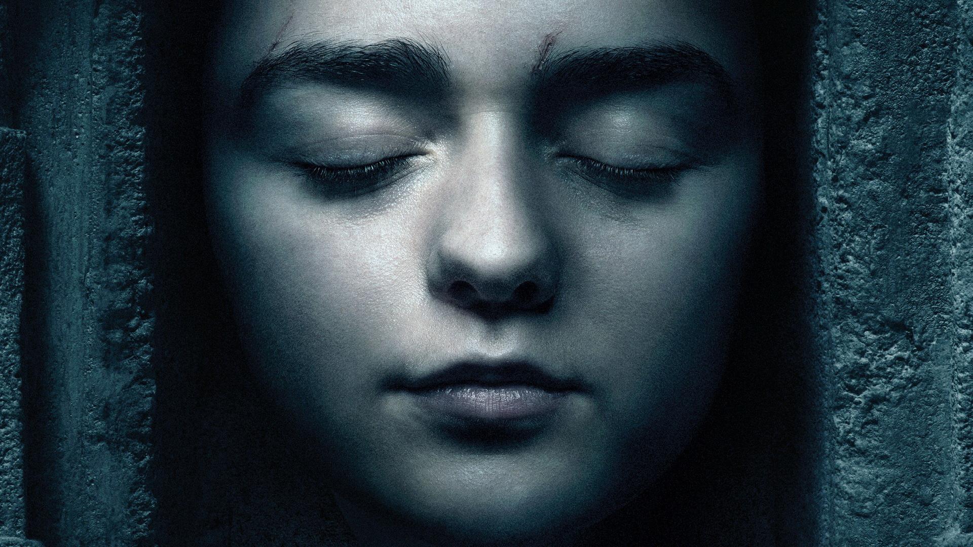 Maisie Williams Monochrome Wallpapers