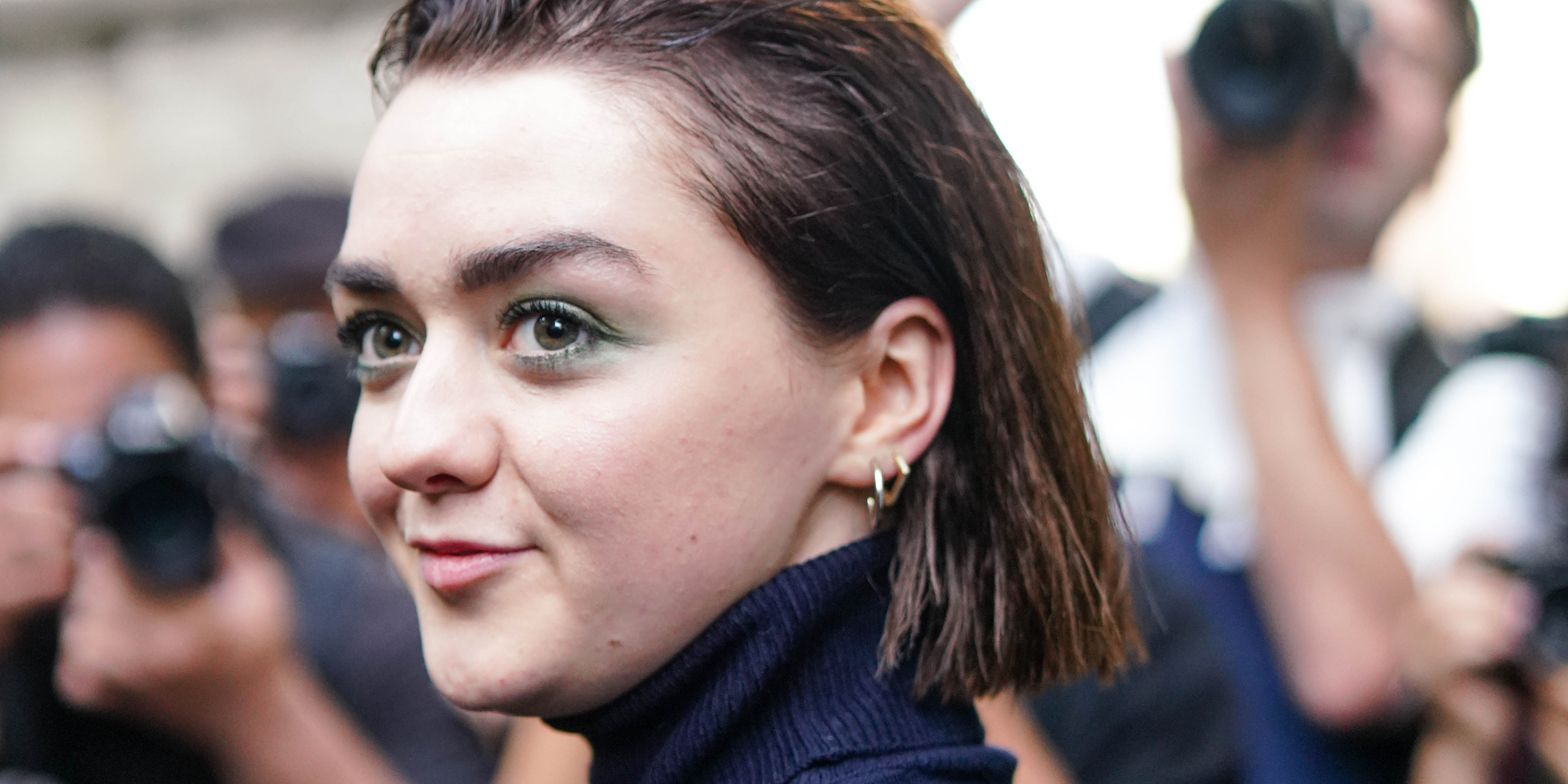 Maisie Williams Purple Hair Style Wallpapers