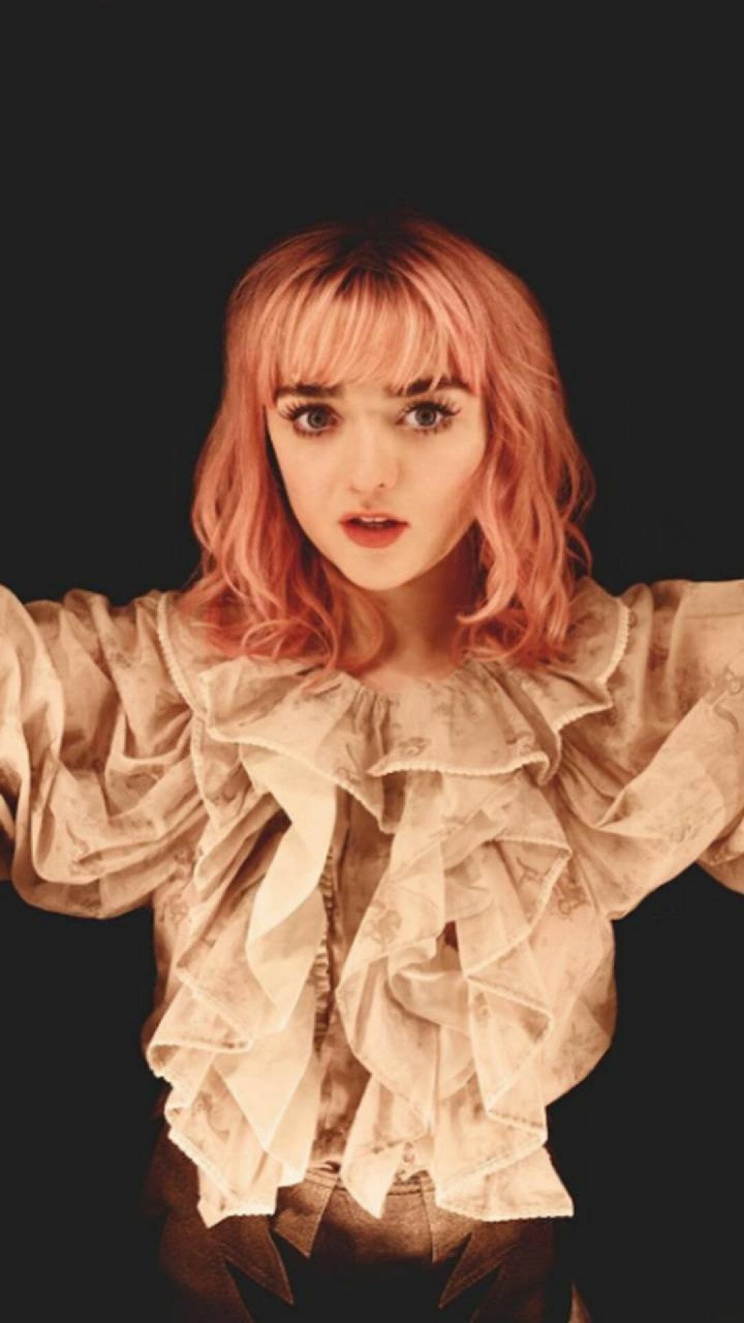 Maisie Williams Short Hair 4K Wallpapers