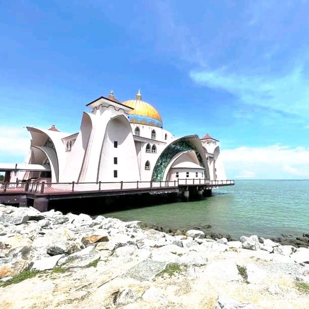 Malacca Straits Mosque Wallpapers