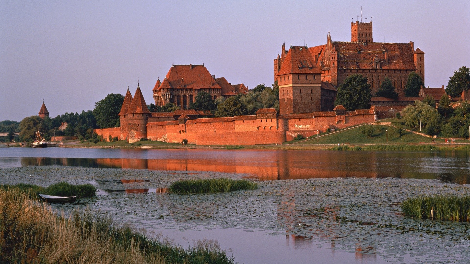 Malbork Castle Wallpapers