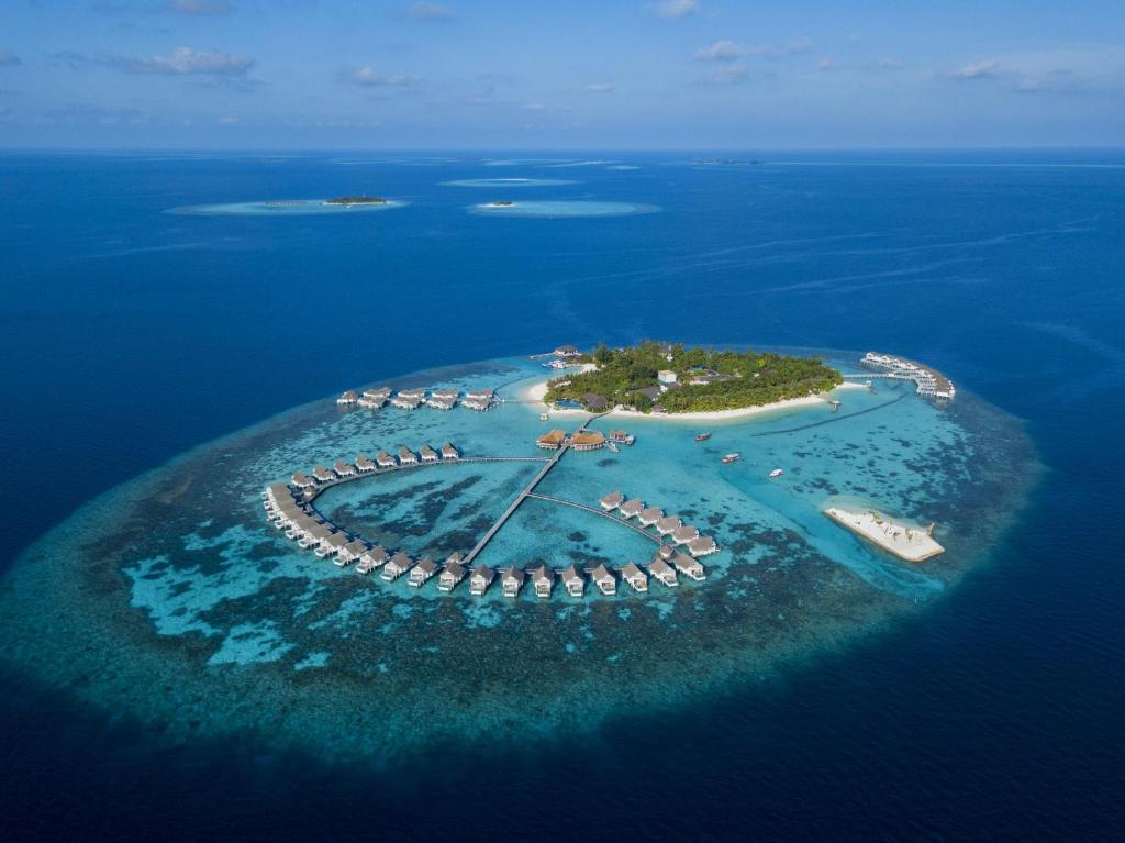 Maldives Central Grande Island Resort Wallpapers