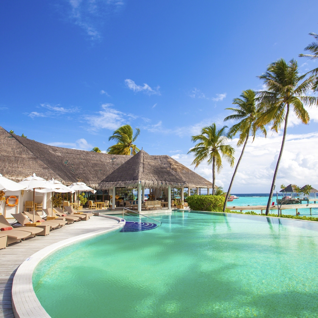 Maldives Central Grande Island Resort Wallpapers