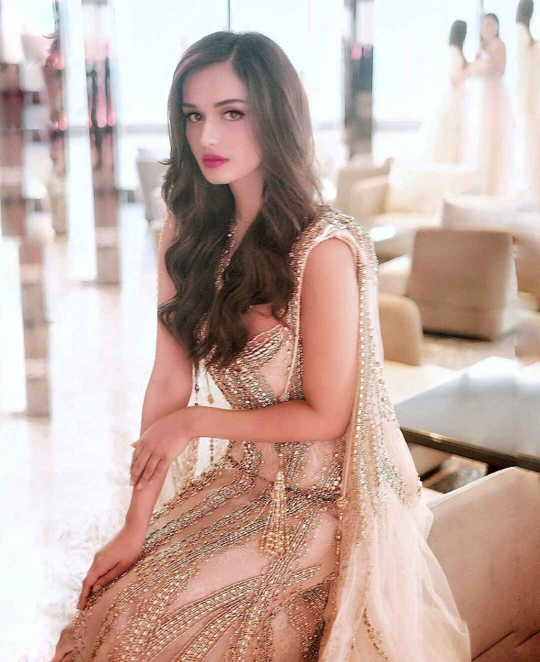 Manushi Chhillar Wallpapers