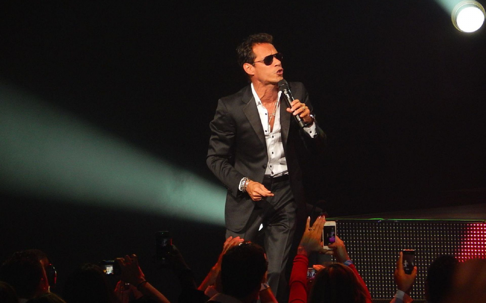 Marc Anthony Wallpapers