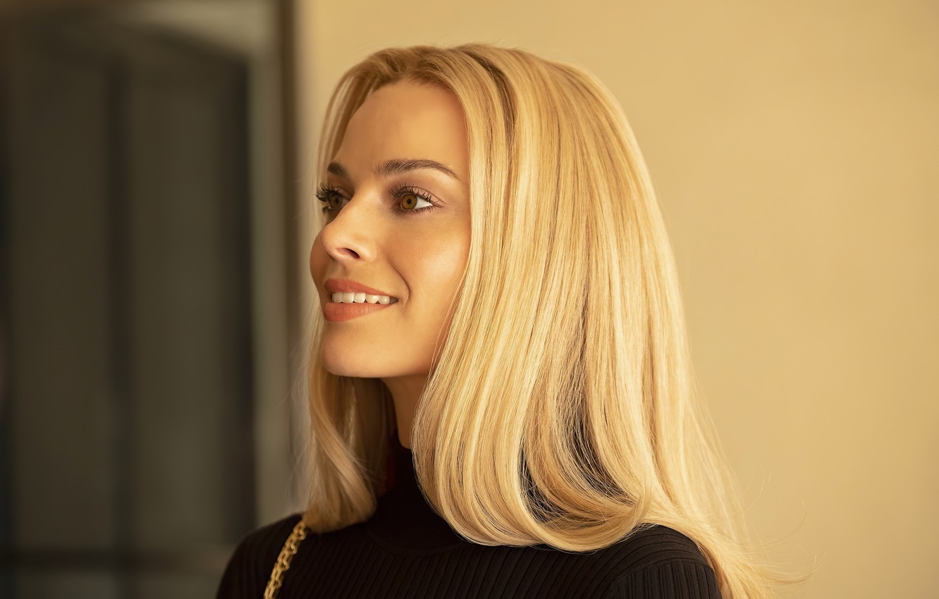 Margot Robbie As Sharon Tate In Once Upon A Time In Hollywood Wallpapers