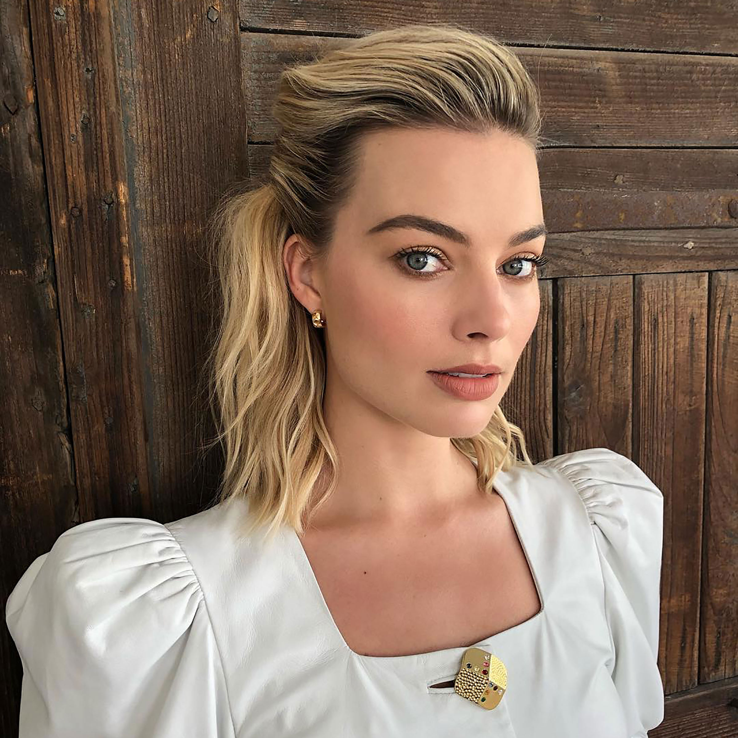 Margot Robbie Beautiful Portrait Wallpapers