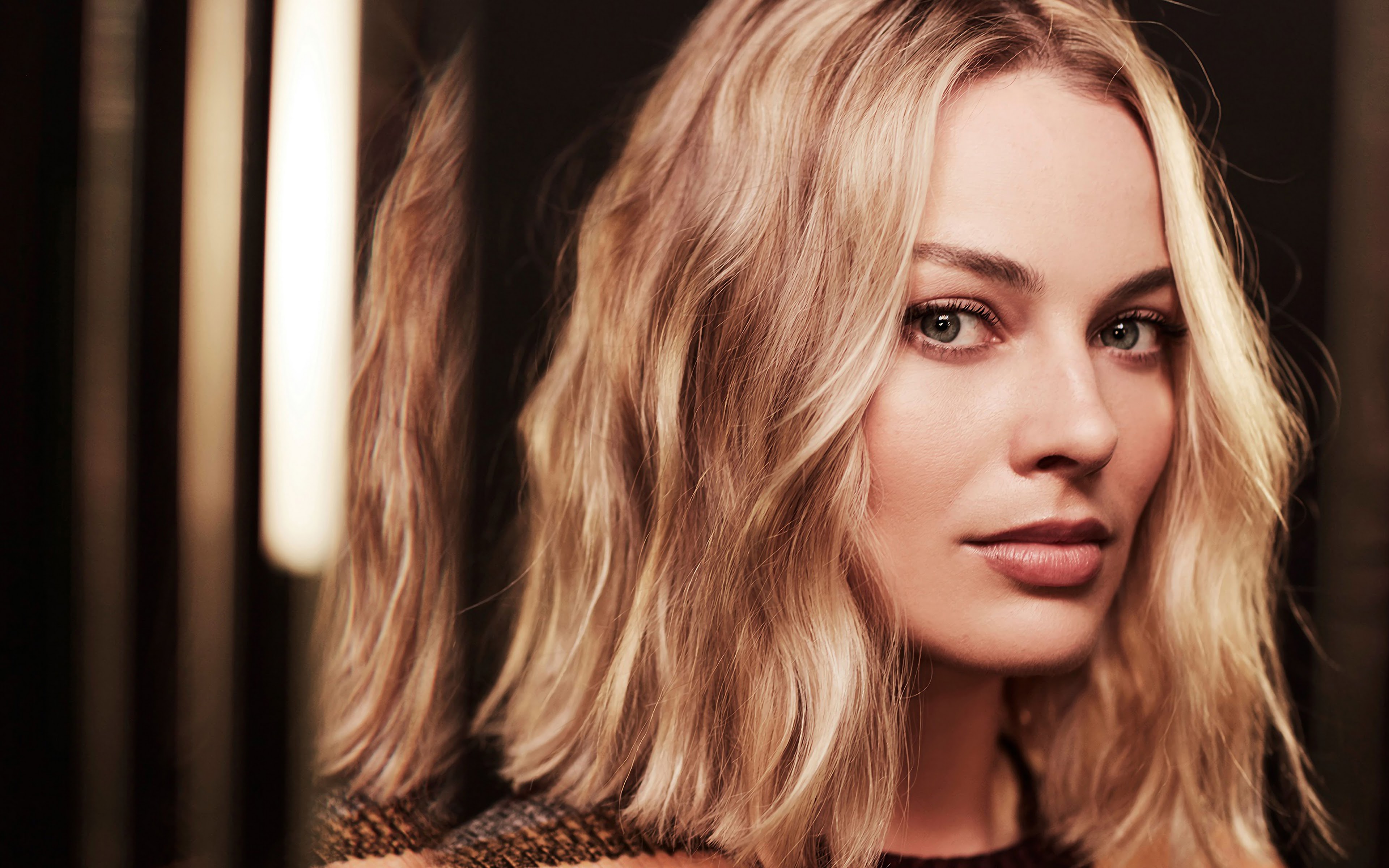 Margot Robbie Blonde Wallpapers