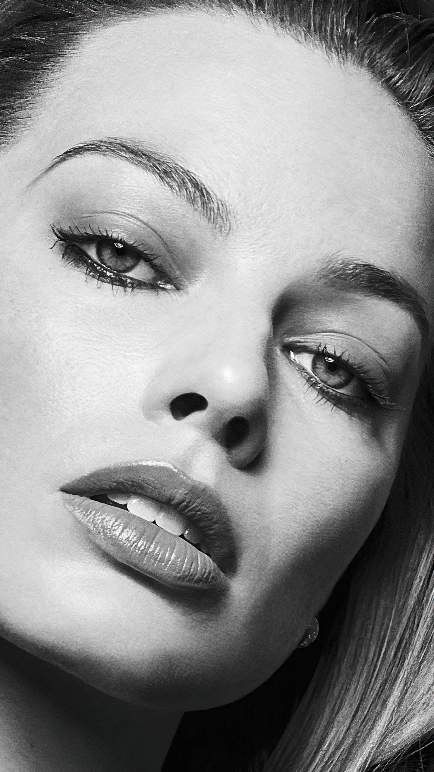 Margot Robbie Monochrome 2021 Wallpapers