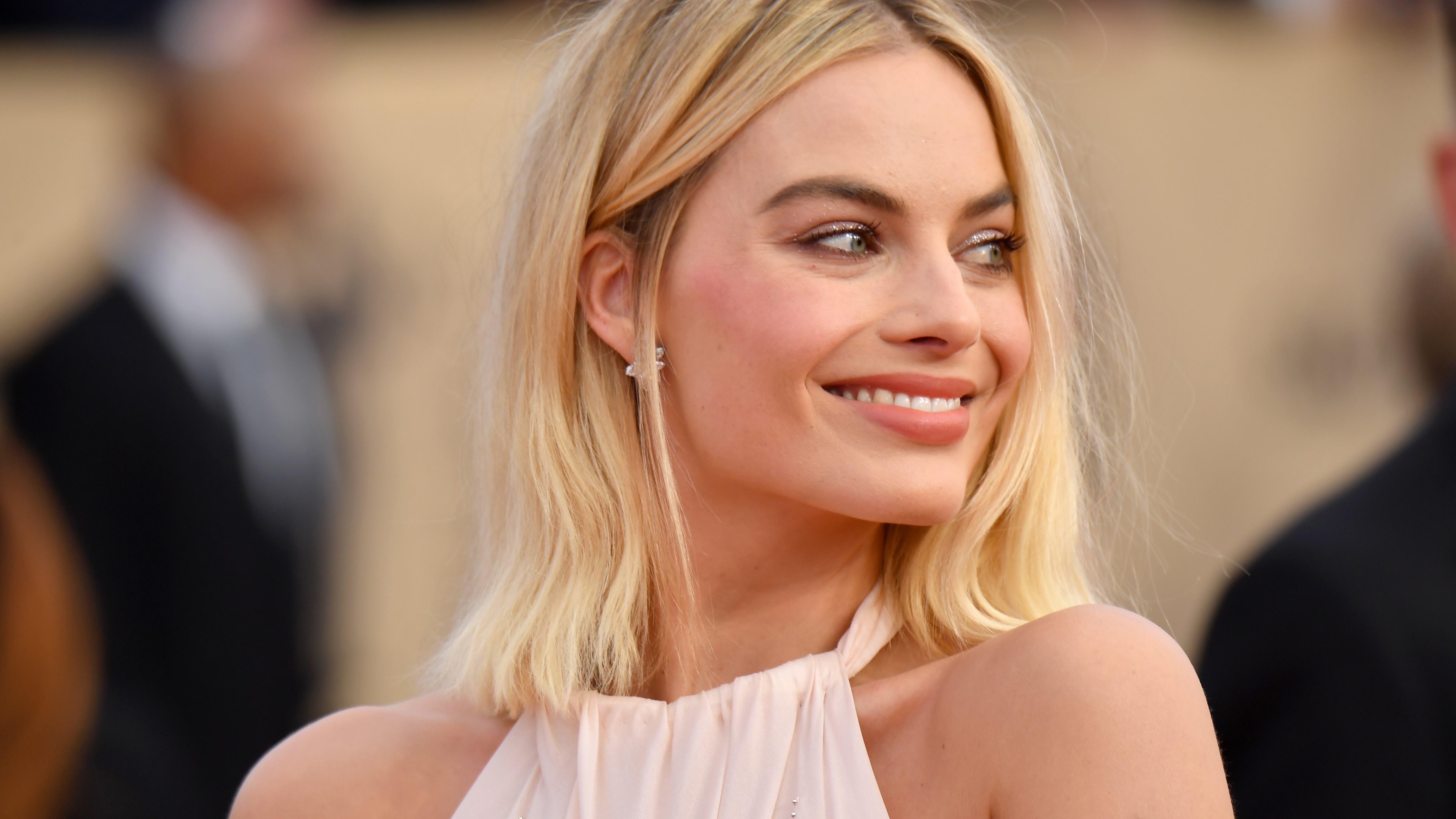 Margot Robbie New 2020 Wallpapers