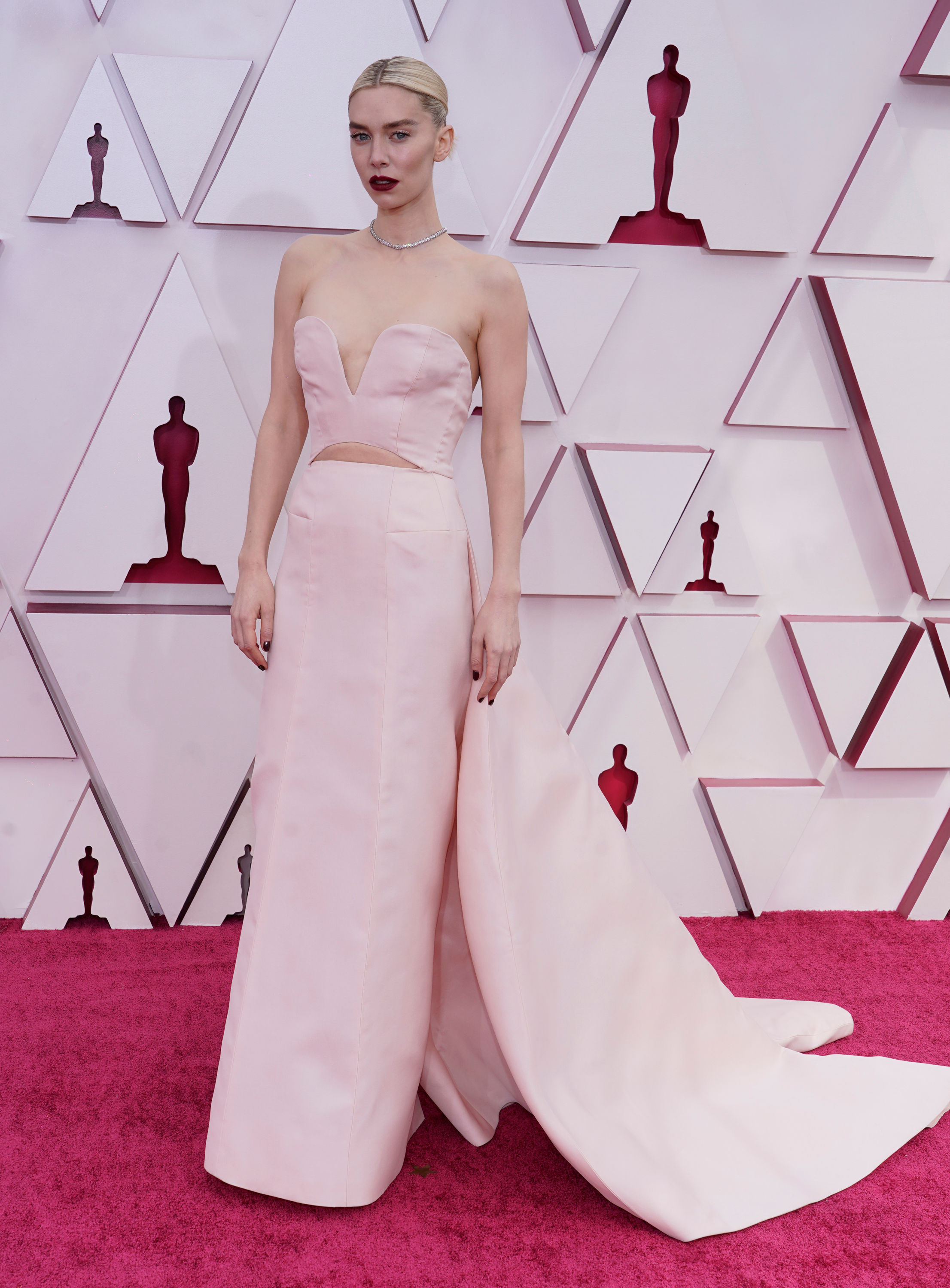 Margot Robbie Oscars 2021 Wallpapers