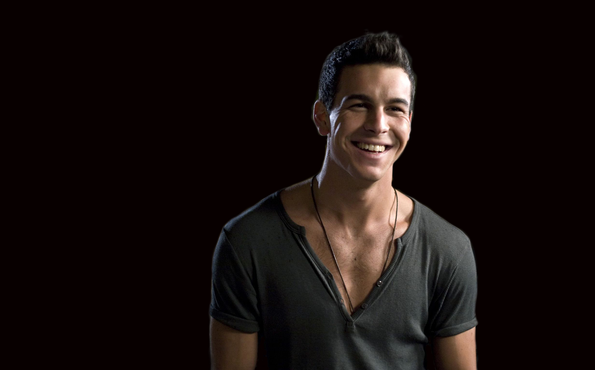 Mario Casas Wallpapers