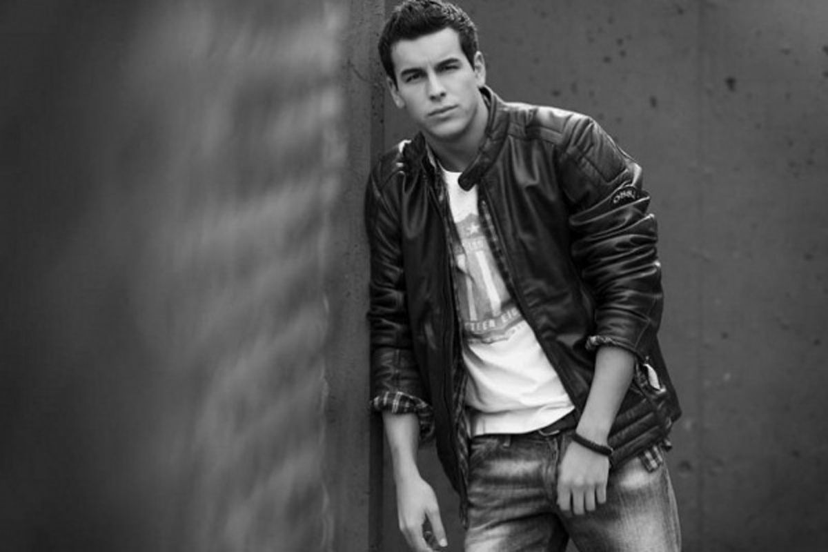 Mario Casas Wallpapers