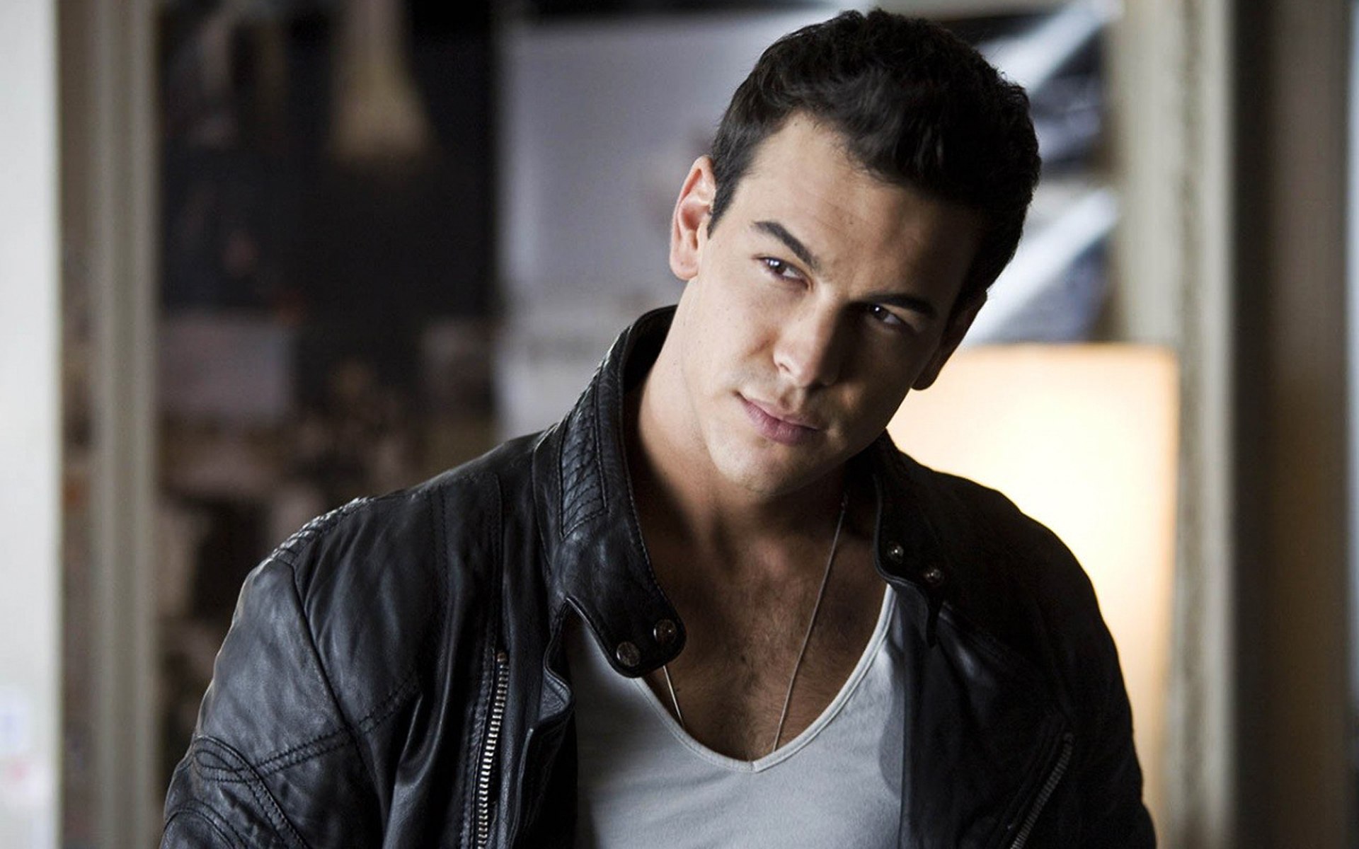 Mario Casas Wallpapers