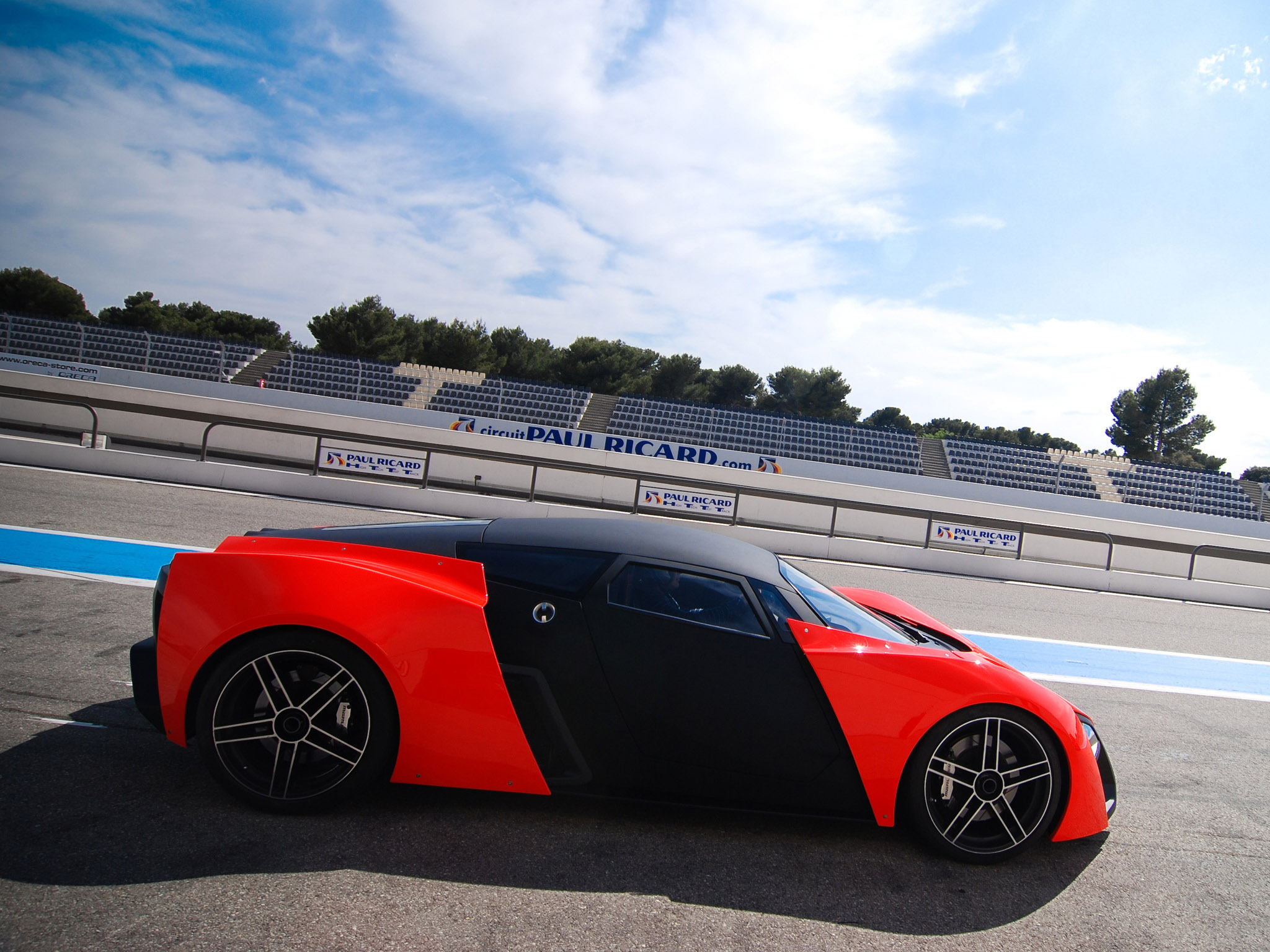 Marussia B2 Wallpapers