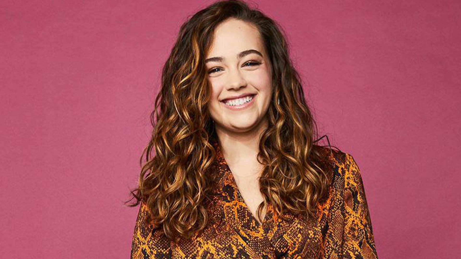 Mary Mouser Wallpapers