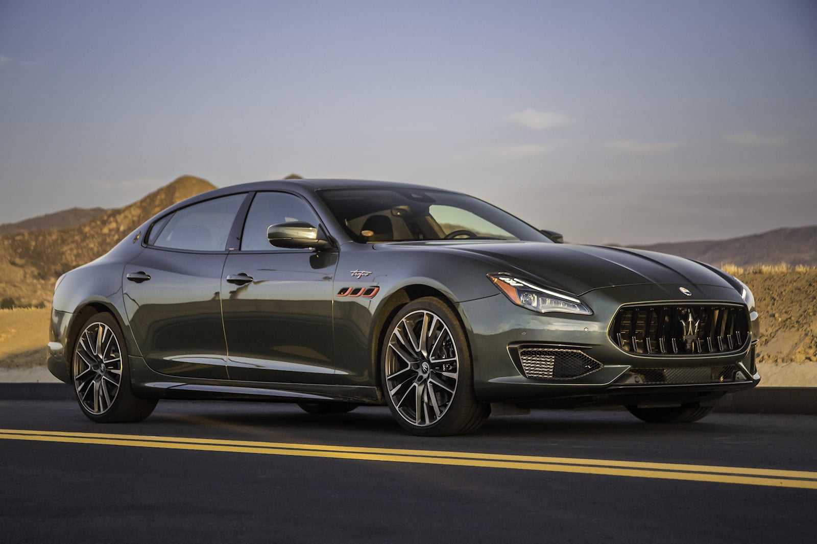 Maserati Quattroporte Trofeo Wallpapers