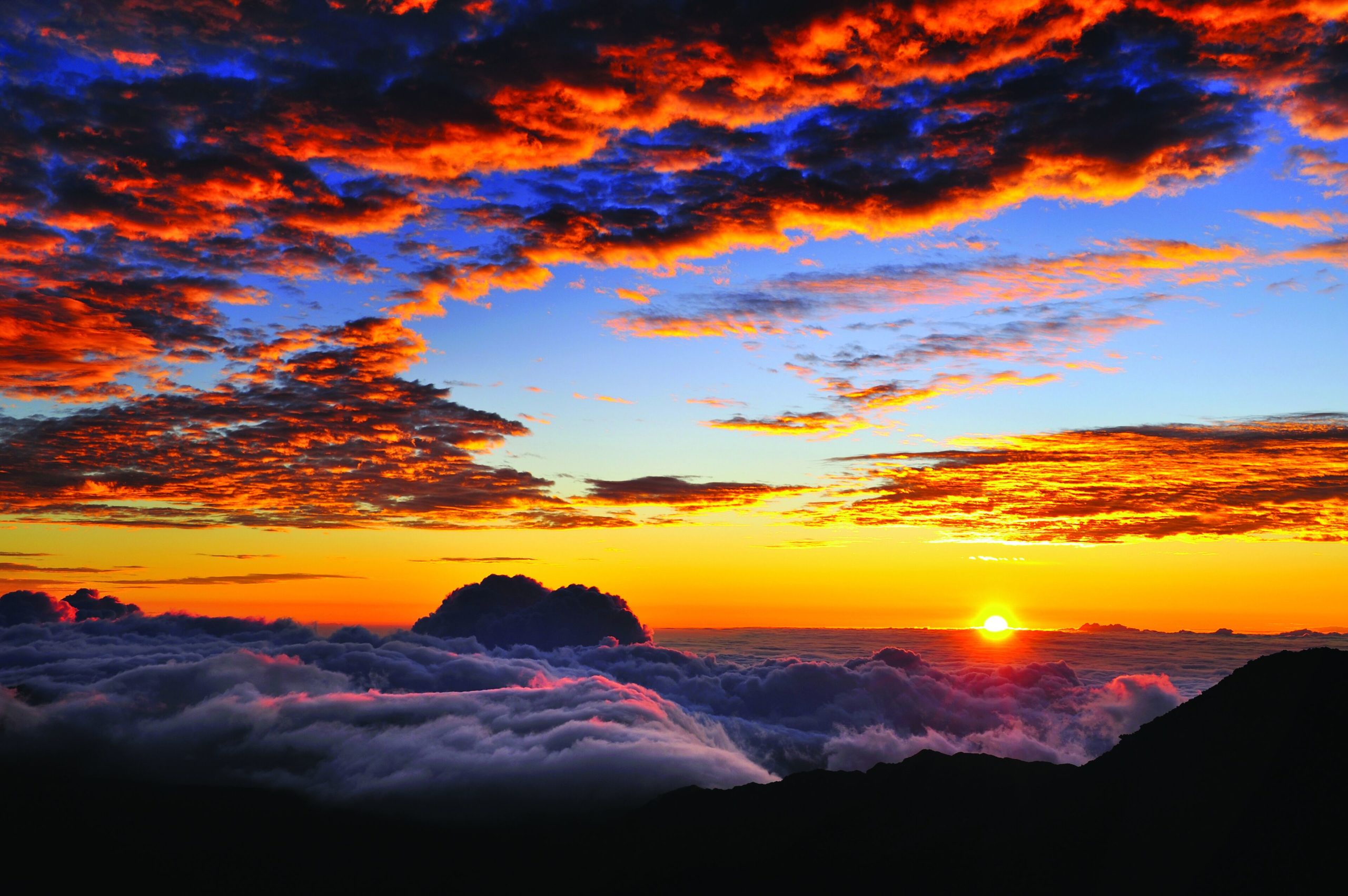 Maui Mountain Volcano Island Clouds Wallpapers