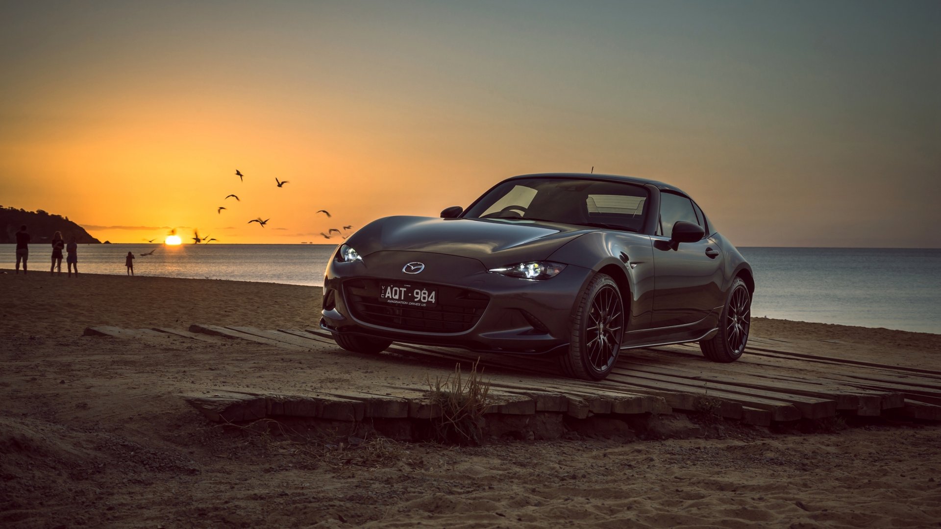 Mazda Roadster Wallpapers