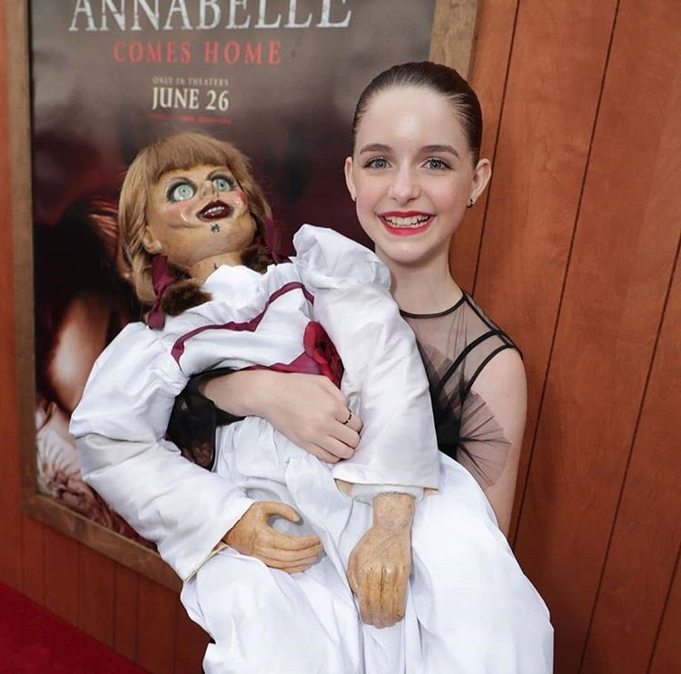 Mckenna Grace In Annabelle Comes Home Wallpapers