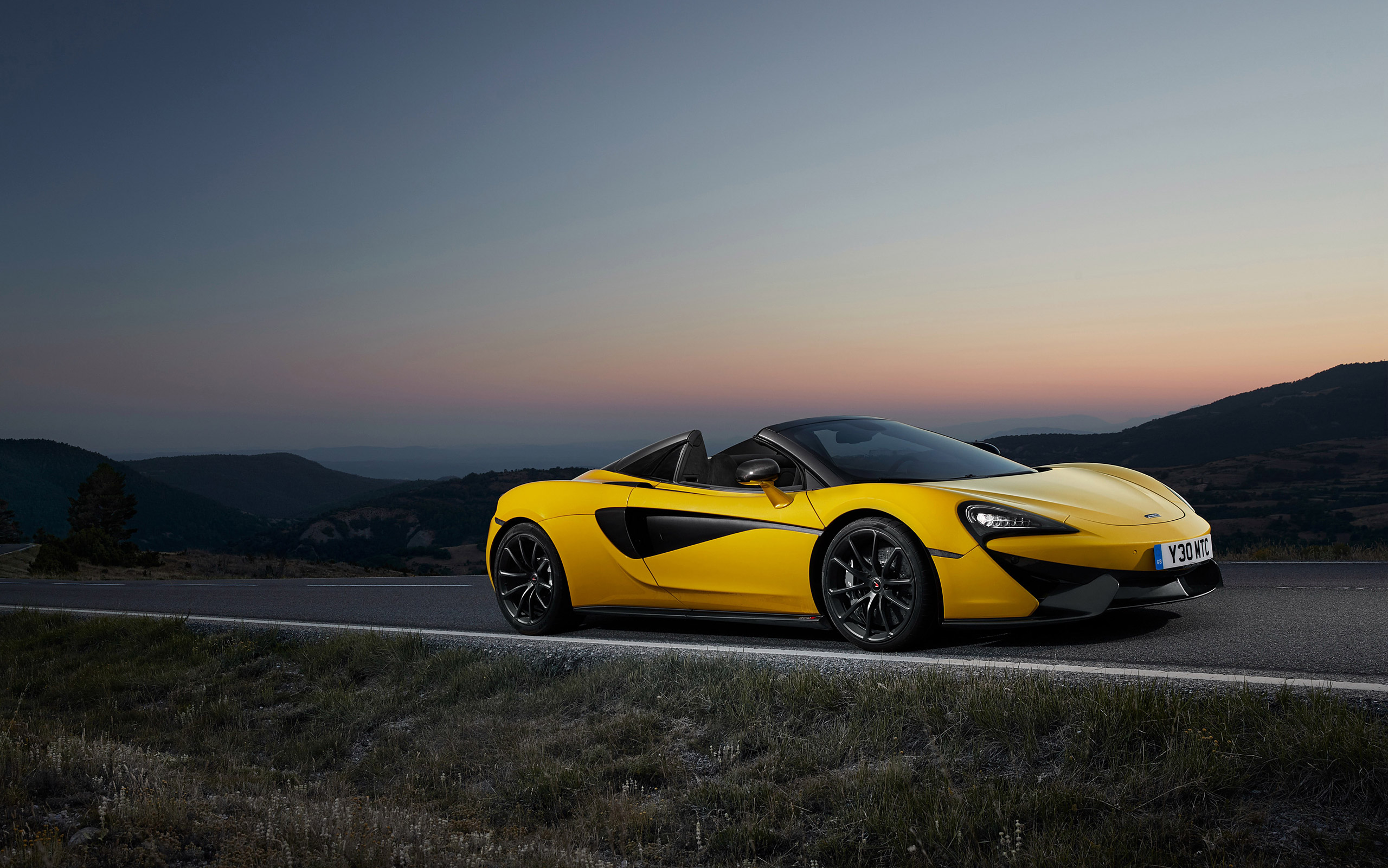 Mclaren 570S Spider Wallpapers