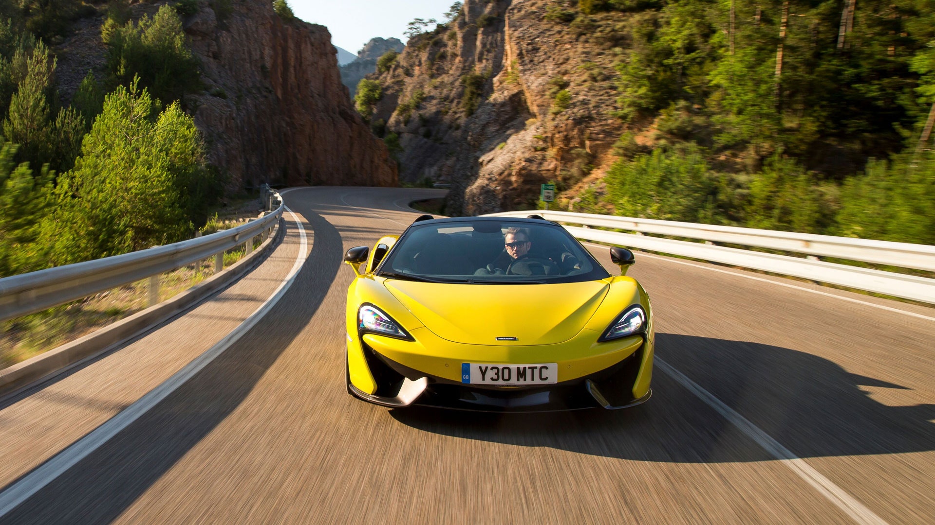 Mclaren 570S Spider Wallpapers