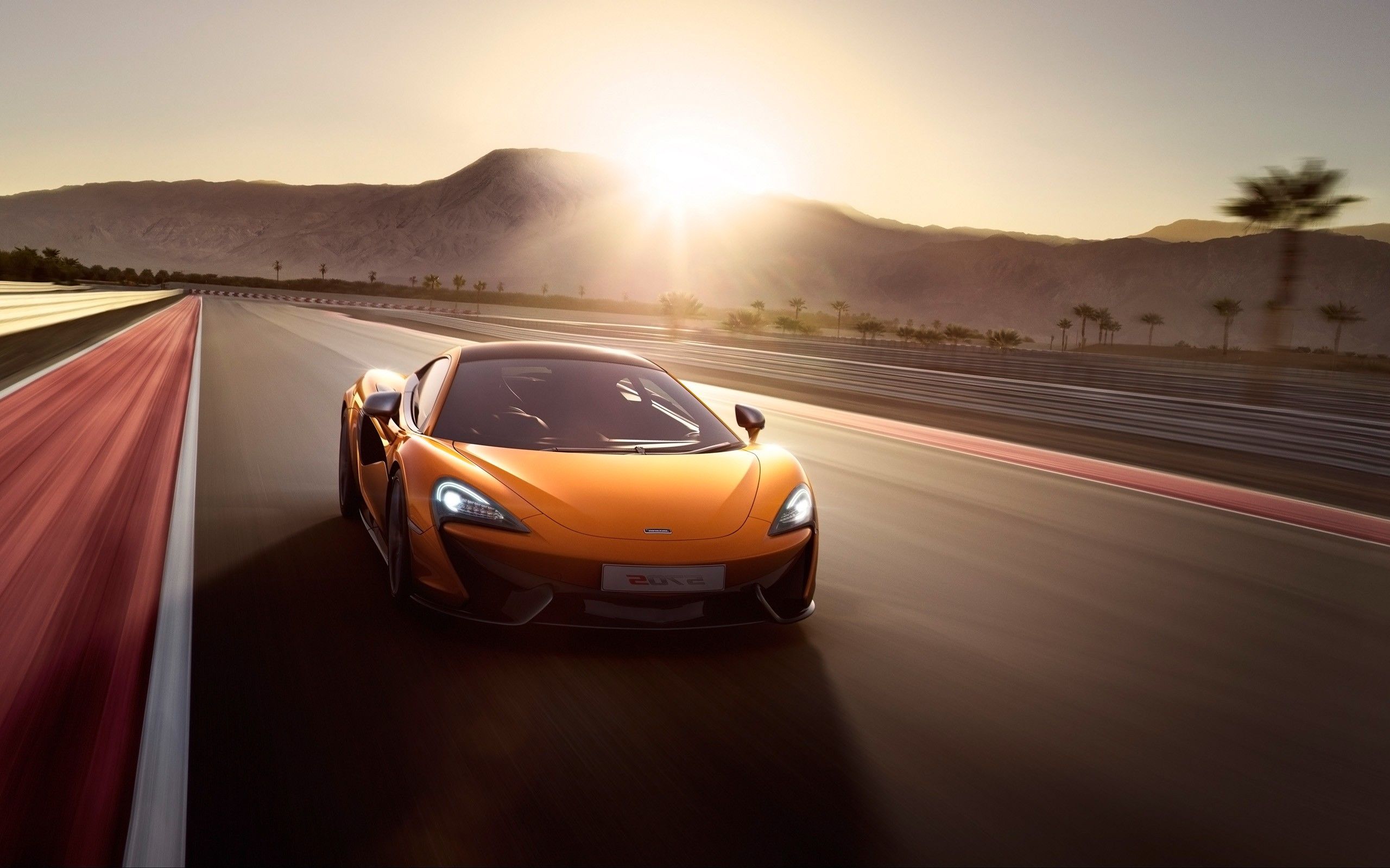 Mclaren 570S Wallpapers