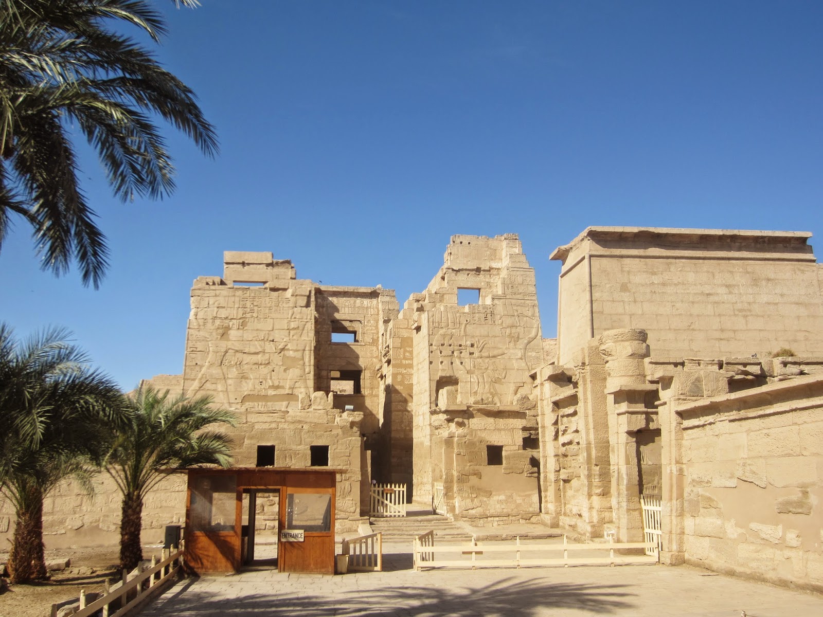 Medinet Habu Wallpapers