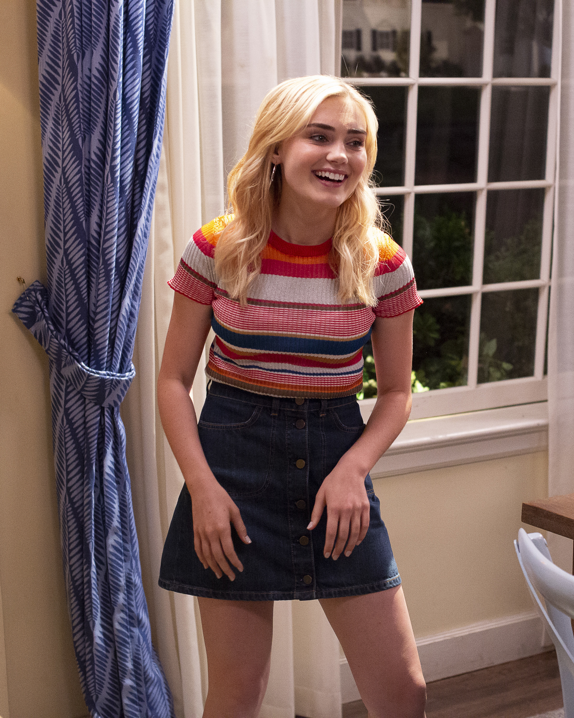 Meg Donnelly American Housewife Wallpapers