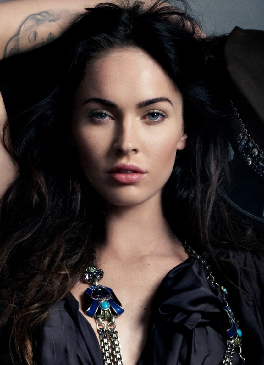 Megan Fox Beautiful Actress Eyes Wallpapers