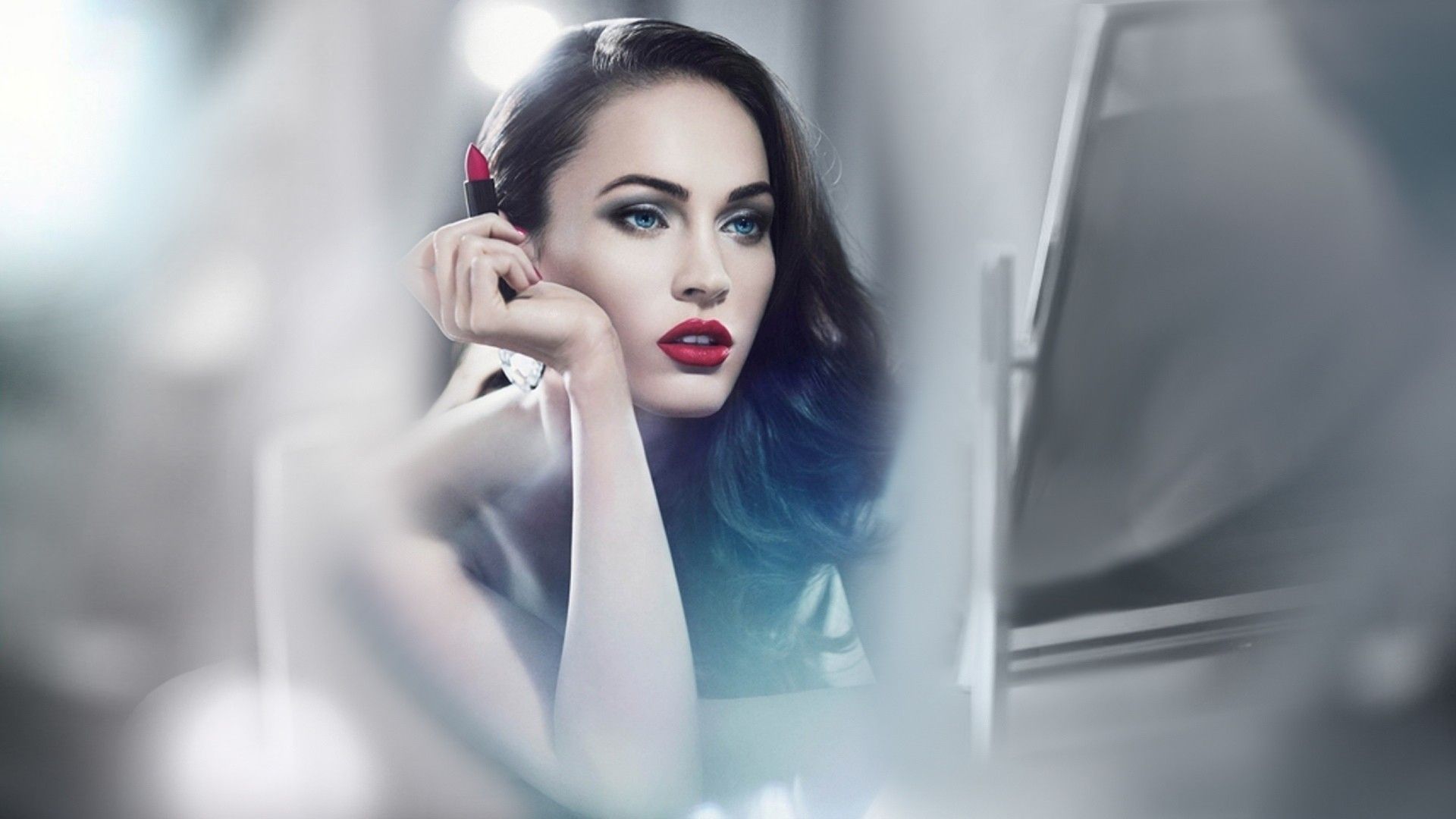 Megan Fox Beautiful Eyes Wallpapers