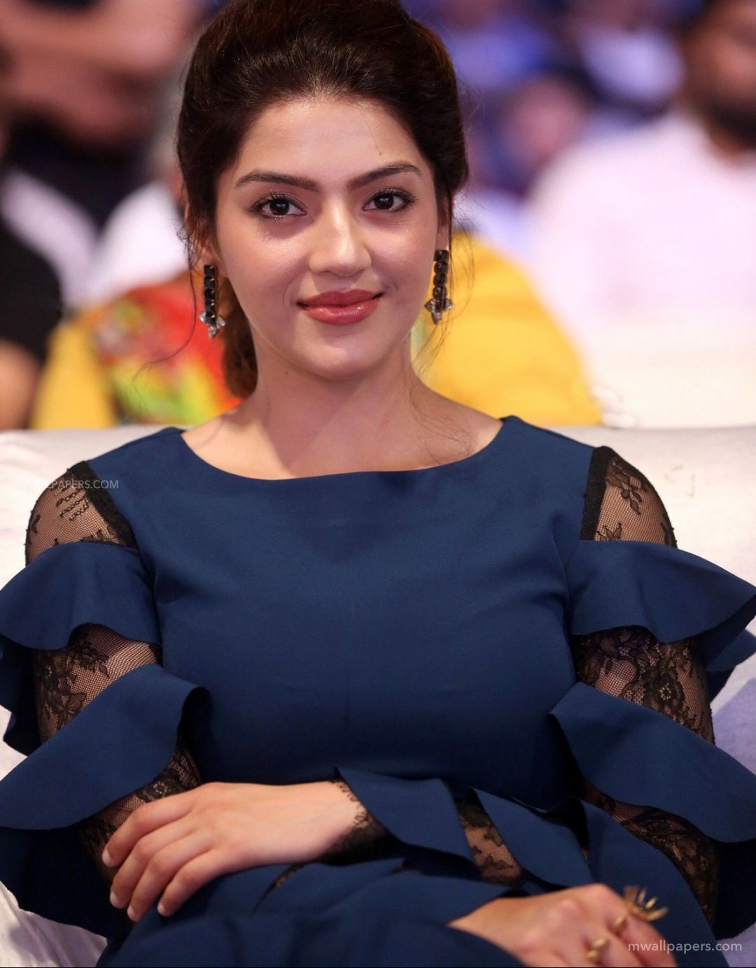 Mehreen Pirzada Hot Wallpapers