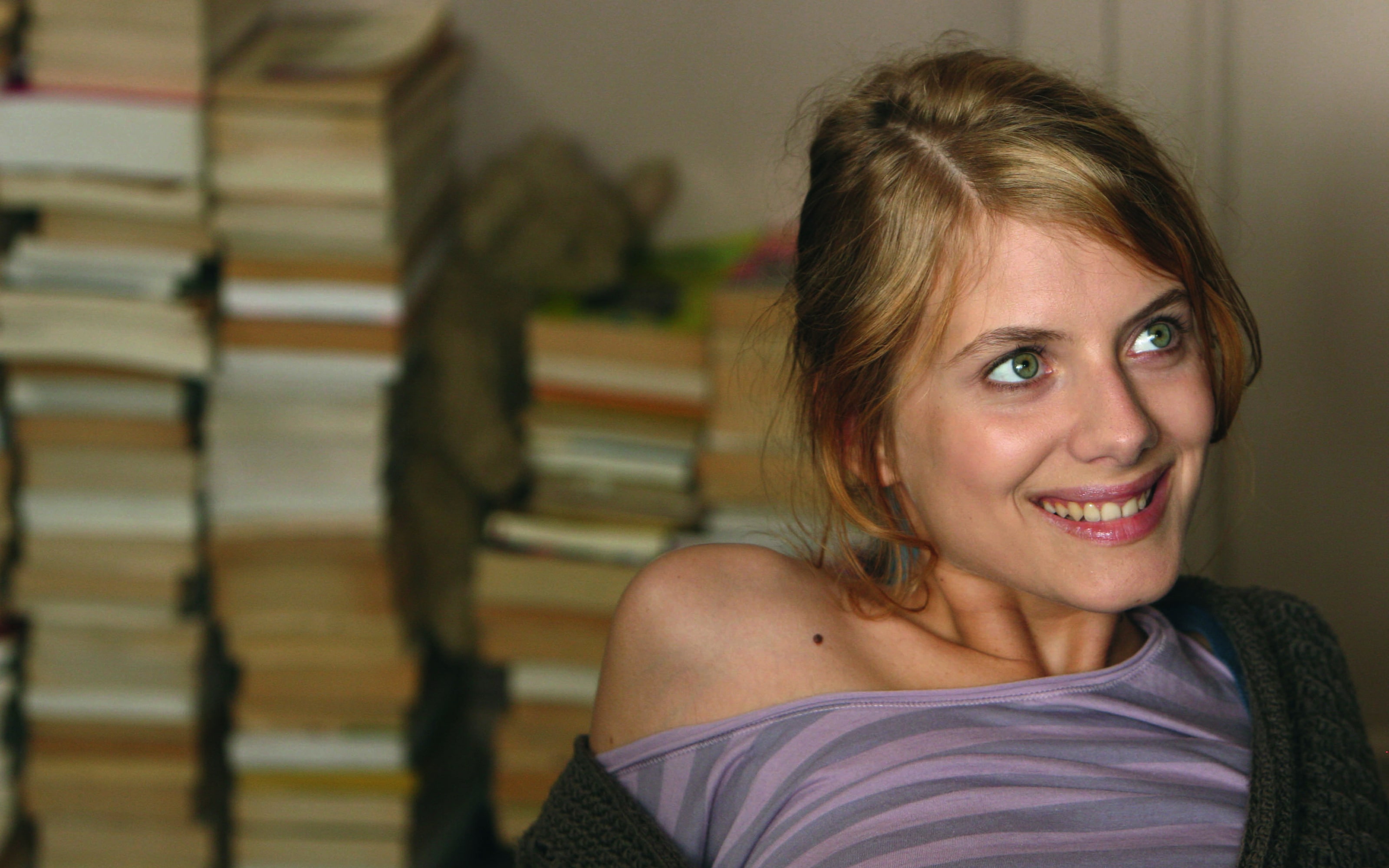 Melanie Laurent Wallpapers