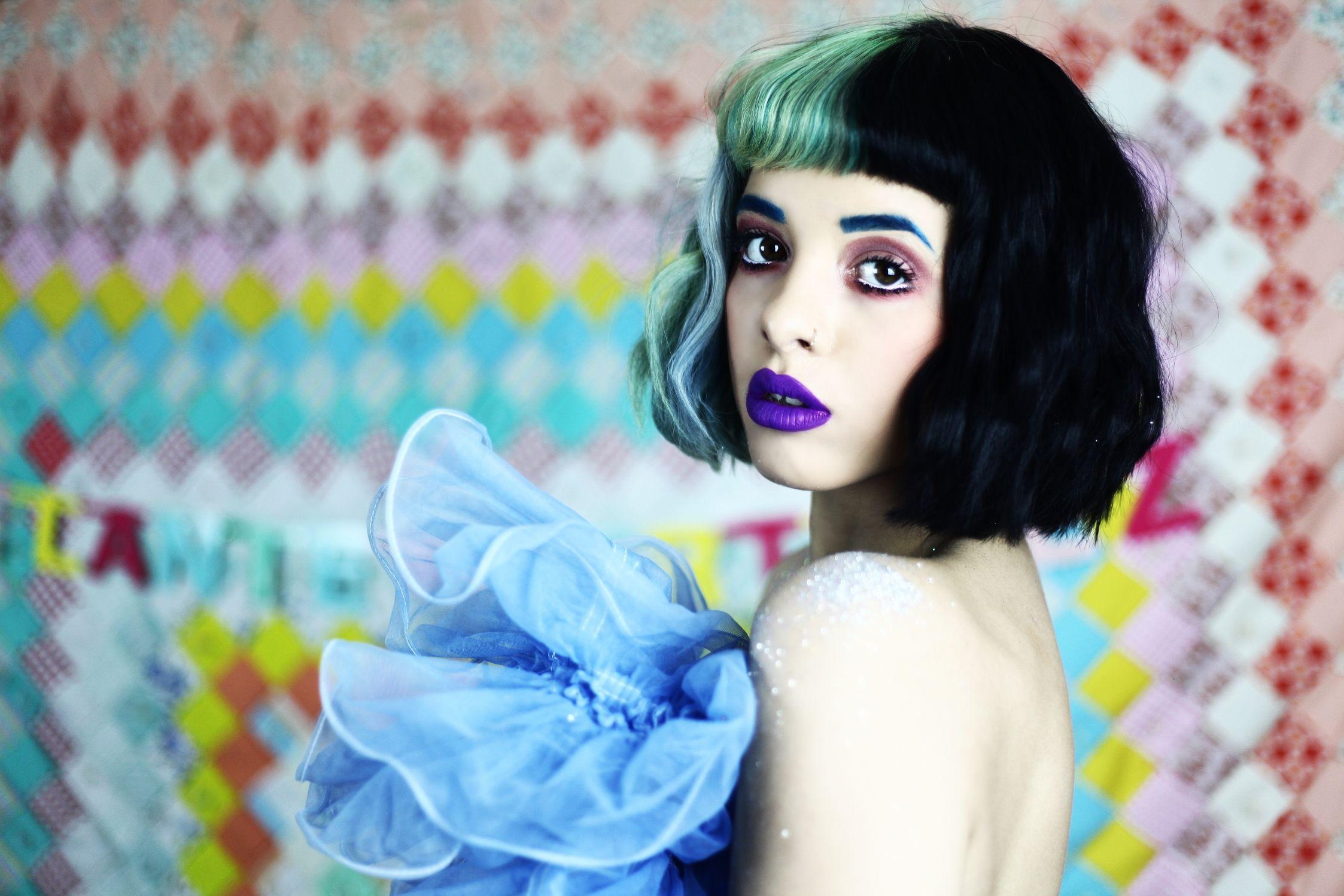 Melanie Martinez Laptop Wallpapers