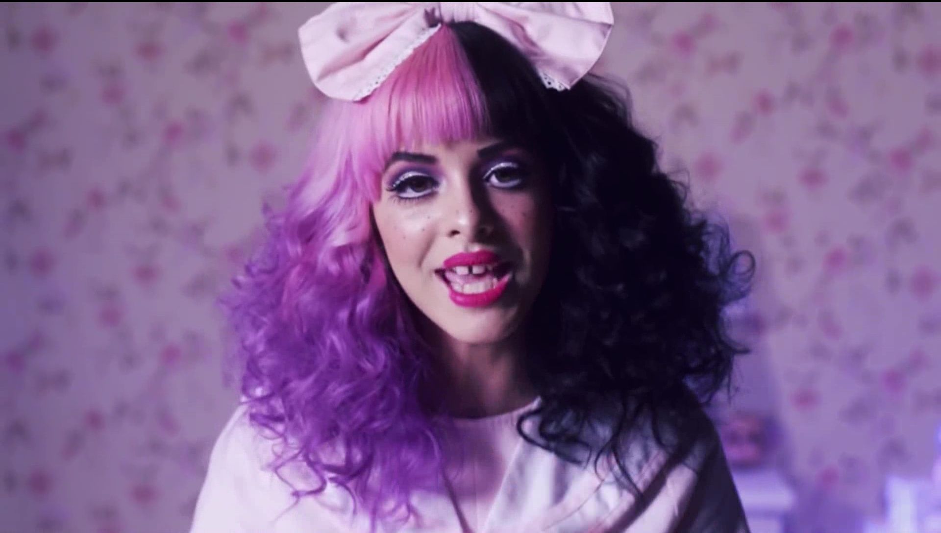 Melanie Martinez Laptop Wallpapers