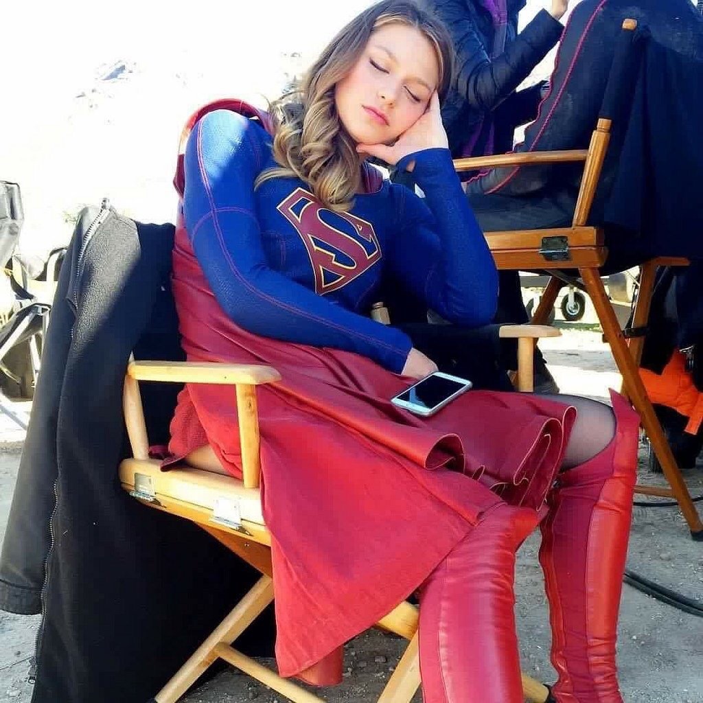 Melissa Benoist As Kara Danvers In Supergirl Wallpapers