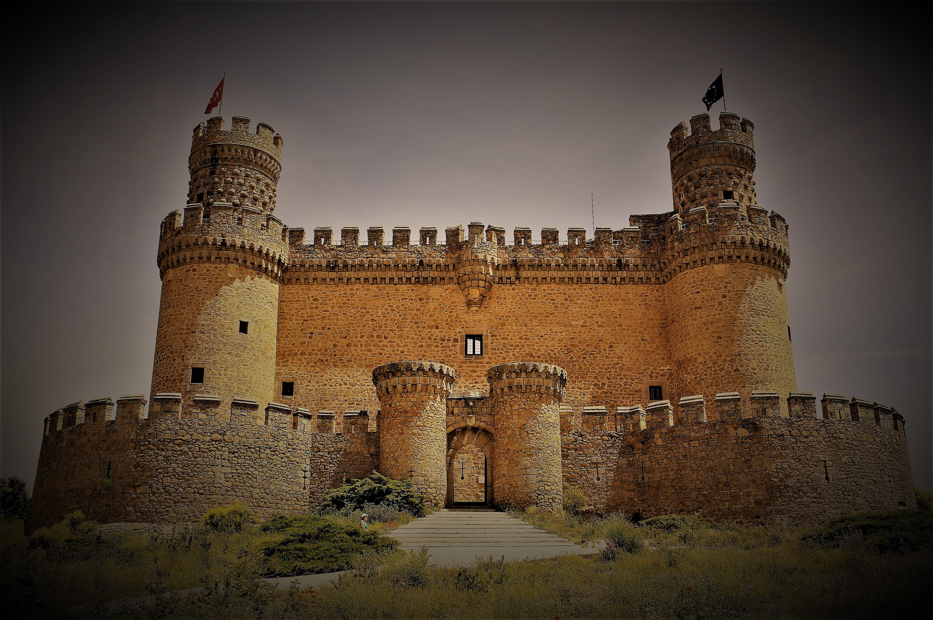 Mendoza Castle Wallpapers