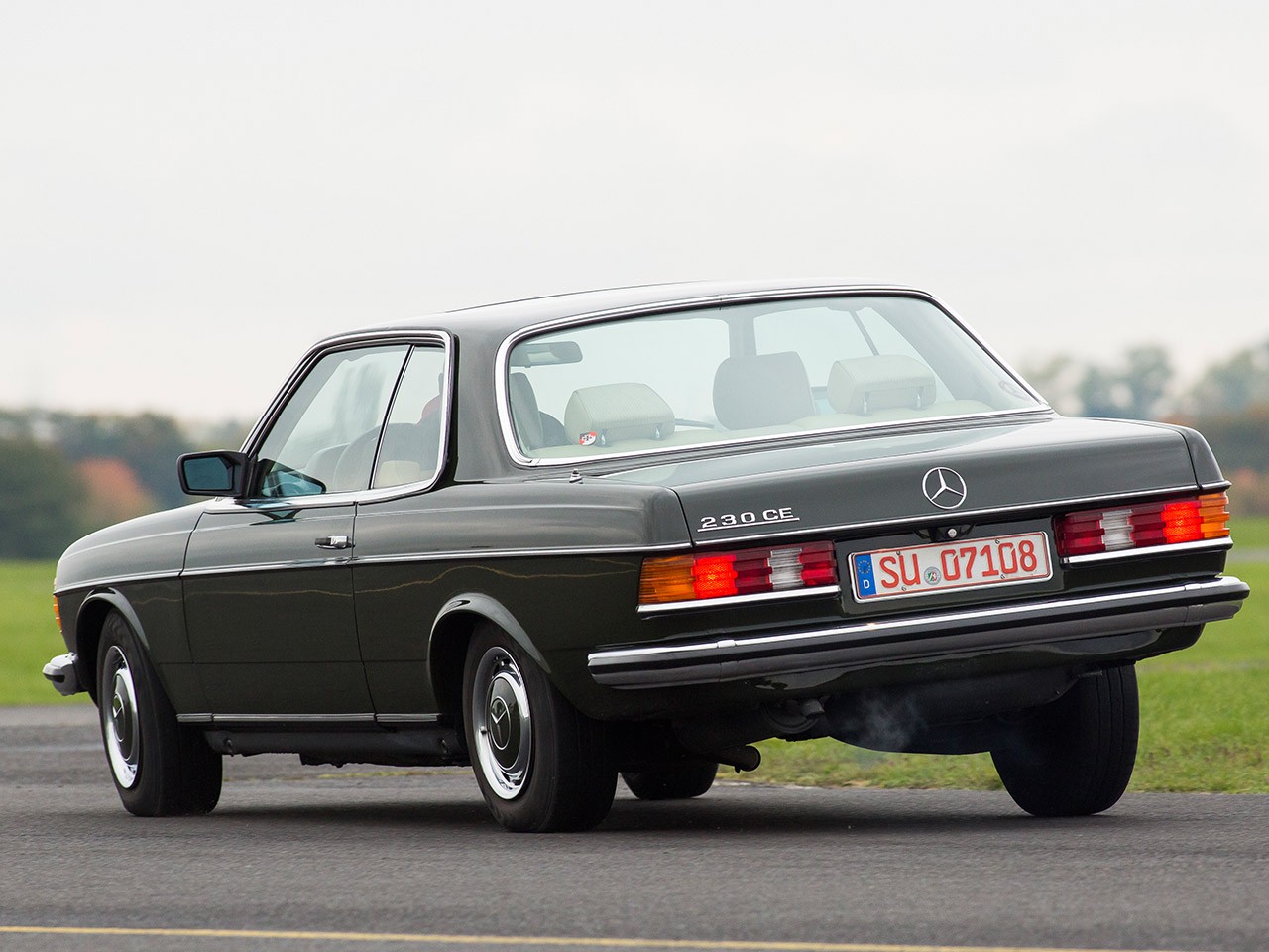 Mercedes-Benz 230 Ce Wallpapers