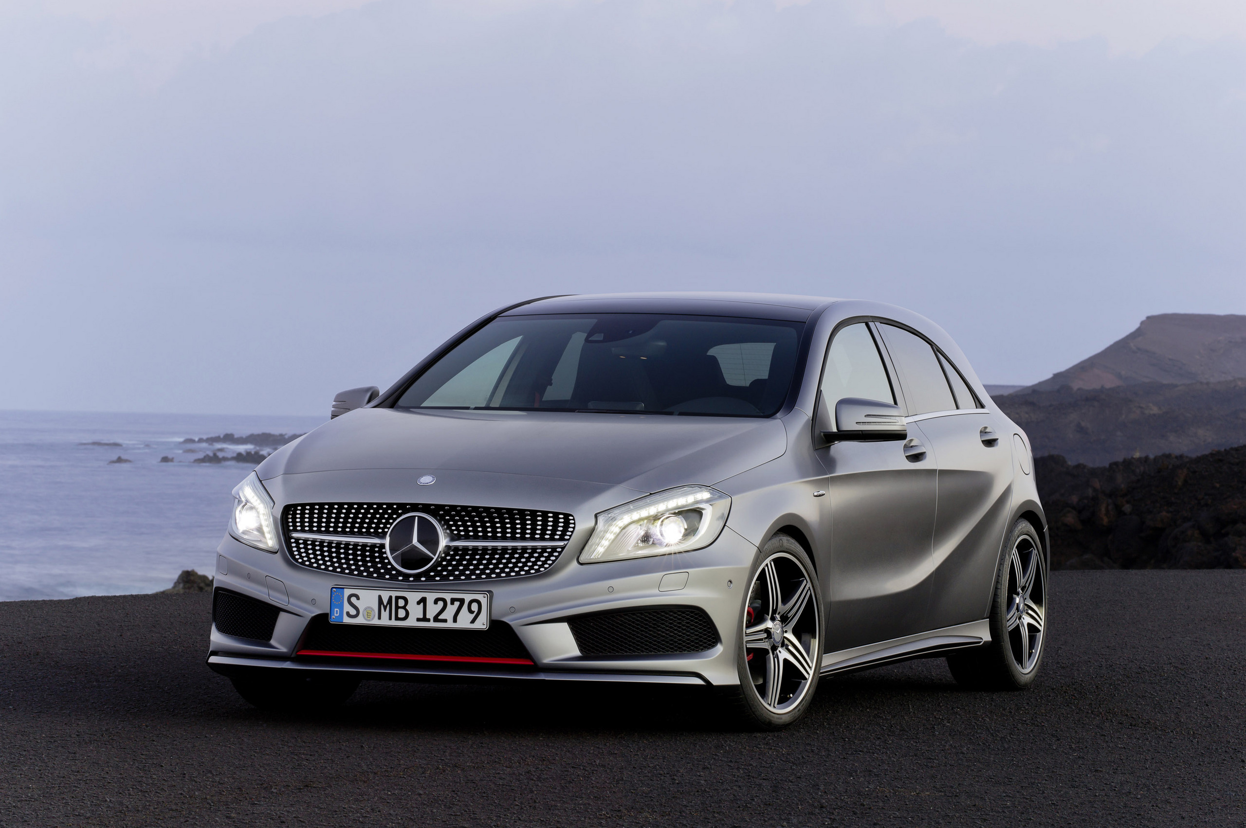 Mercedes-Benz A 250 Wallpapers