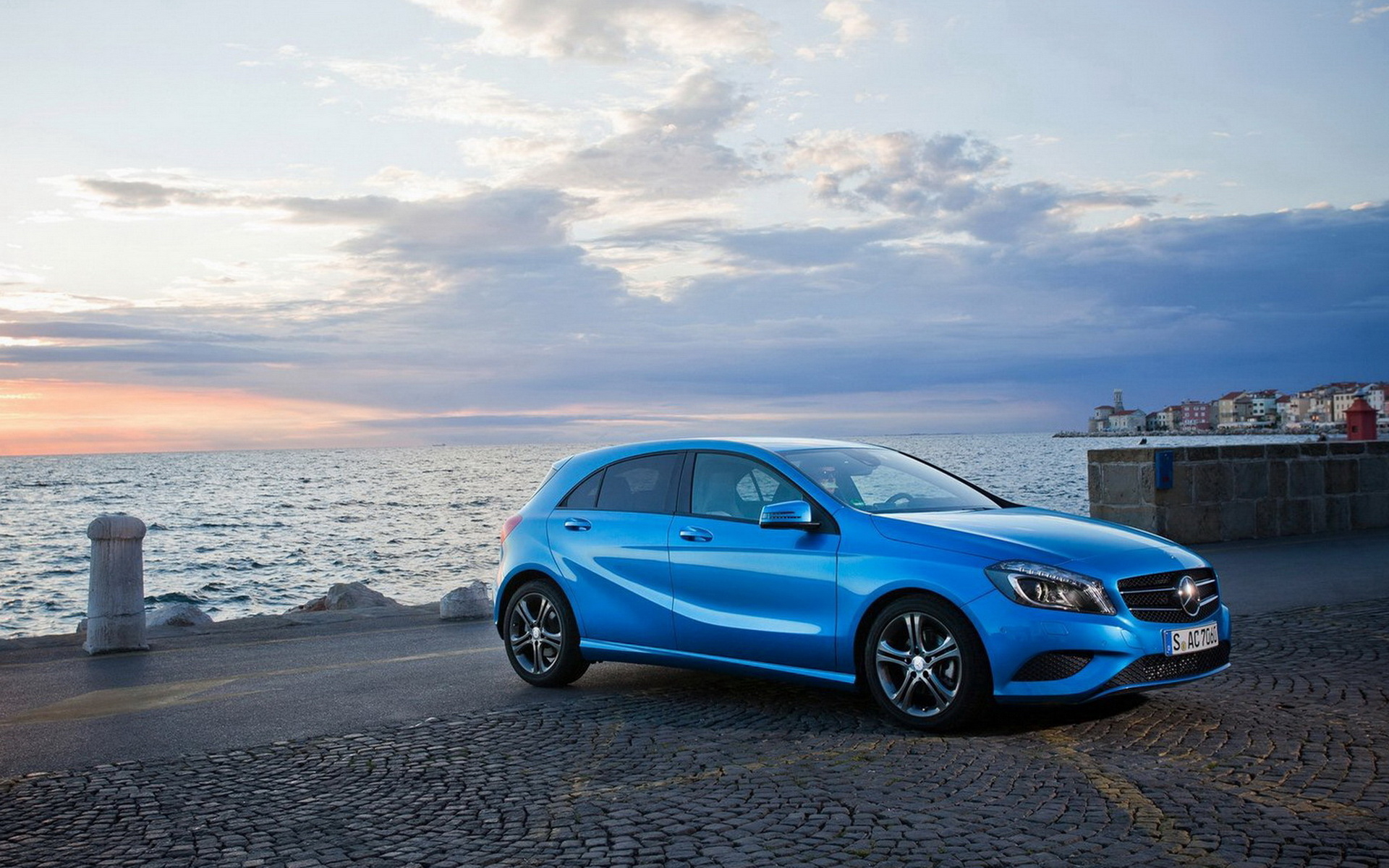 Mercedes-Benz A-Class Wallpapers