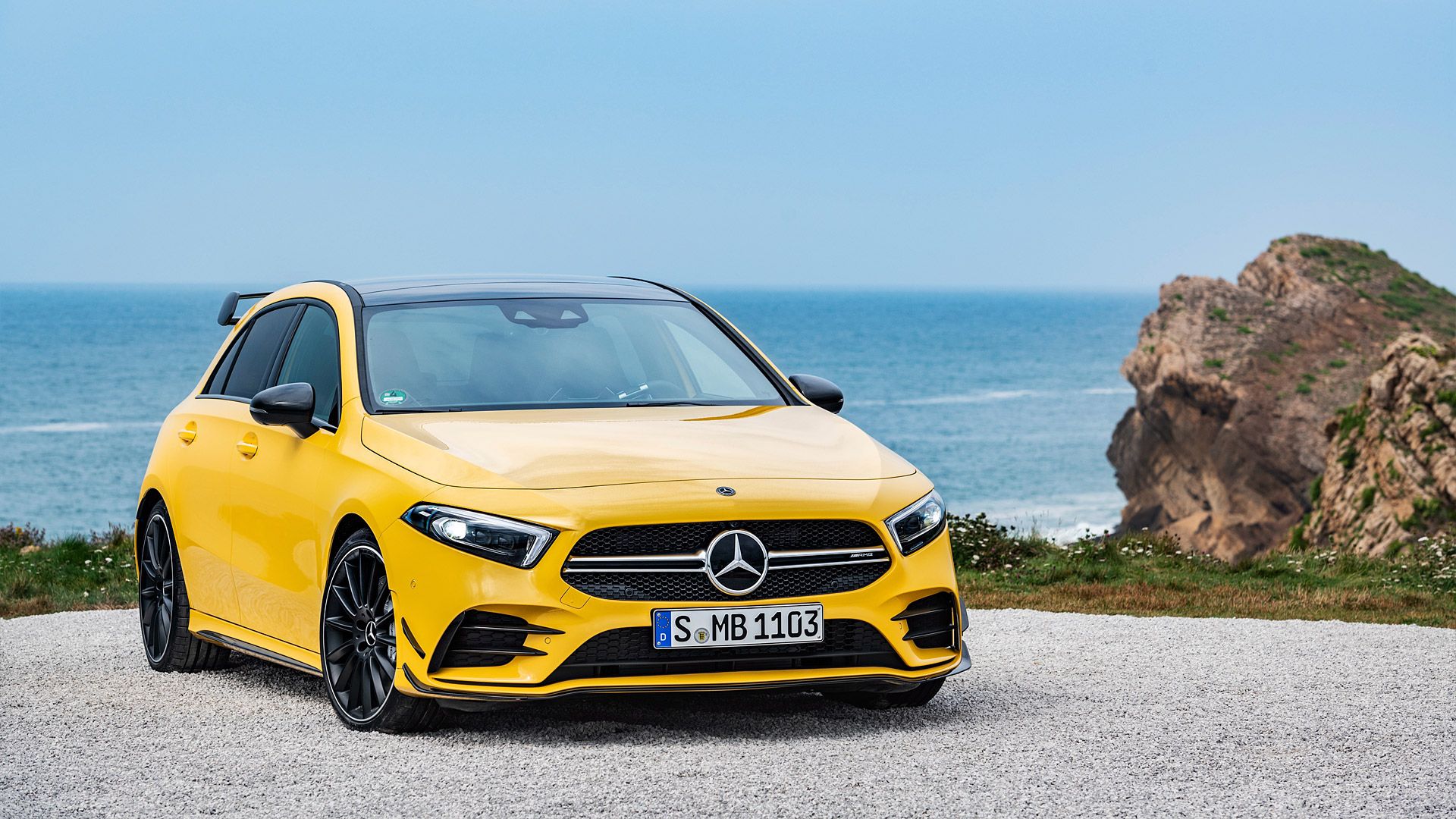 Mercedes-Benz Amg A45 Wallpapers