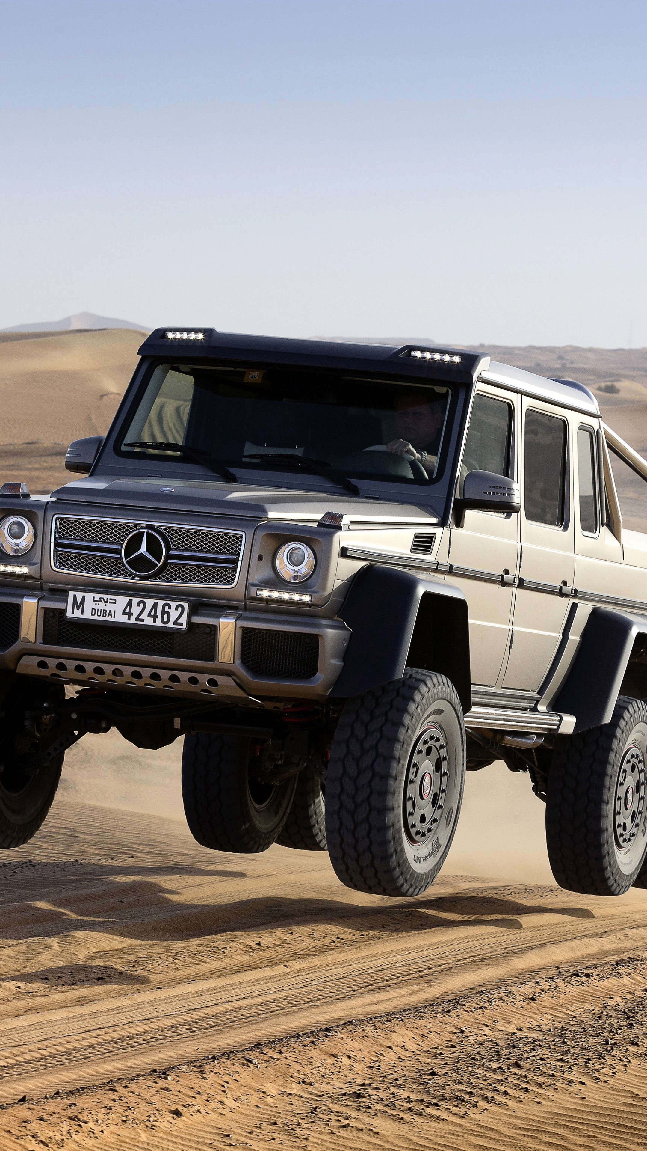 Mercedes-Benz Brabus 700 Wallpapers