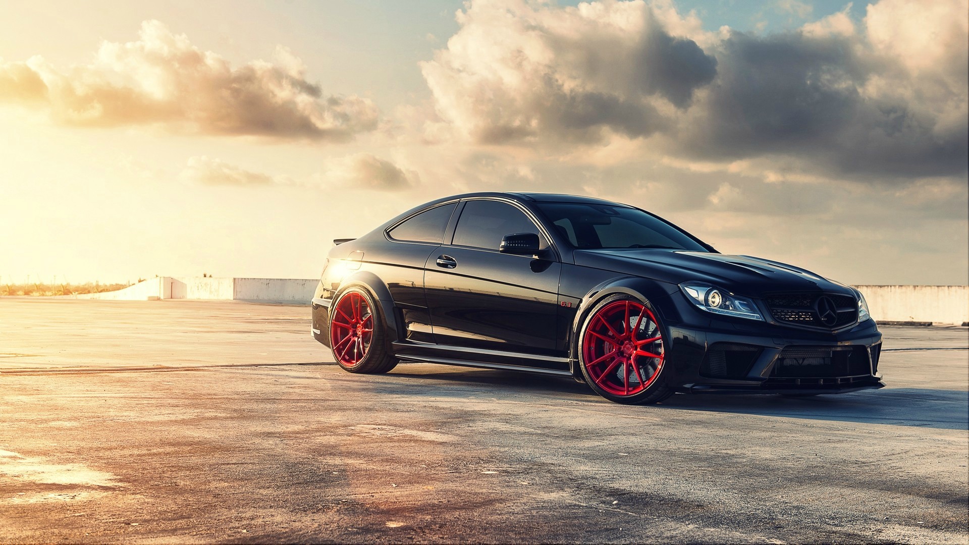 Mercedes-Benz Brabus 700 Wallpapers