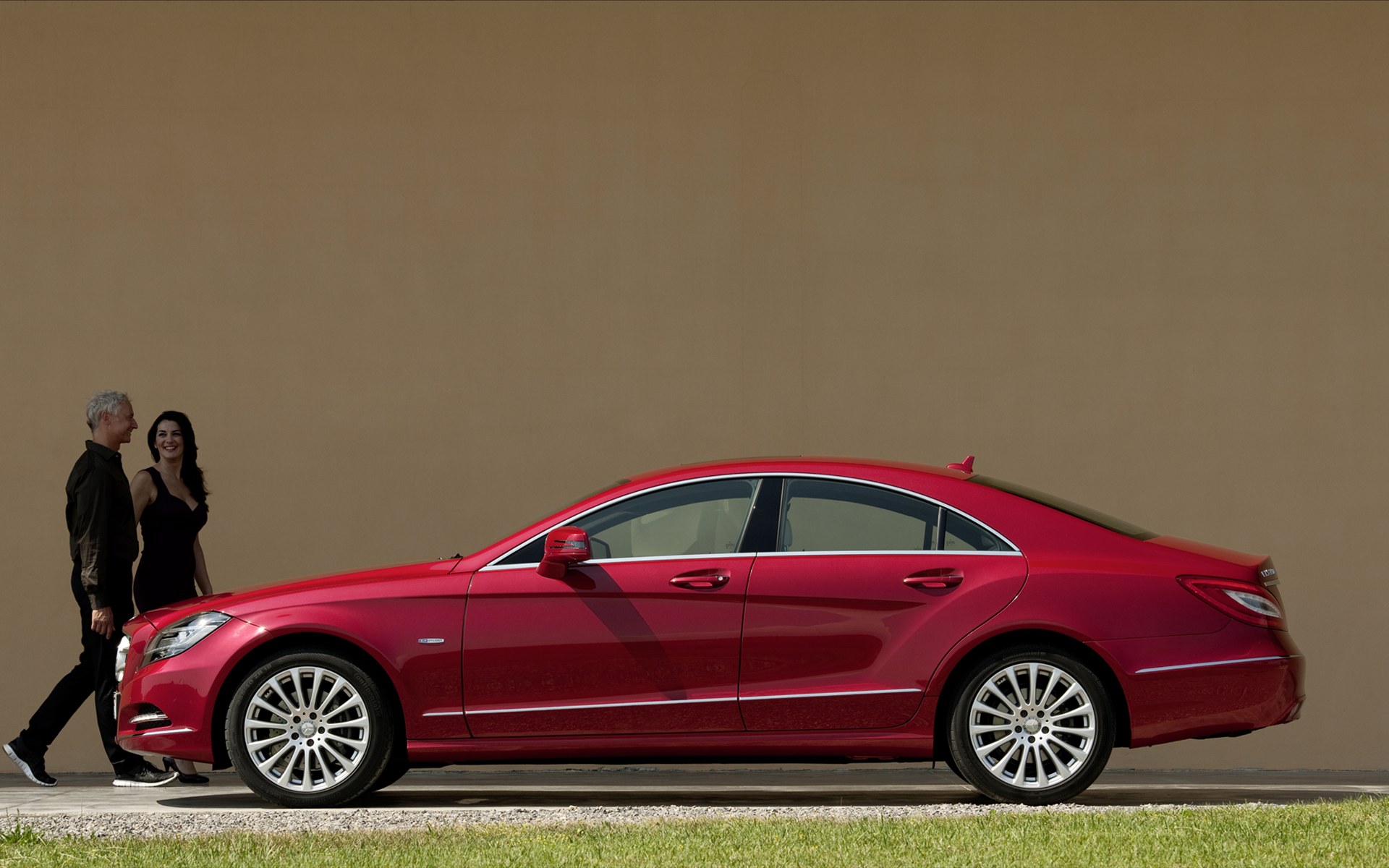 Mercedes-Benz Cls550 Wallpapers