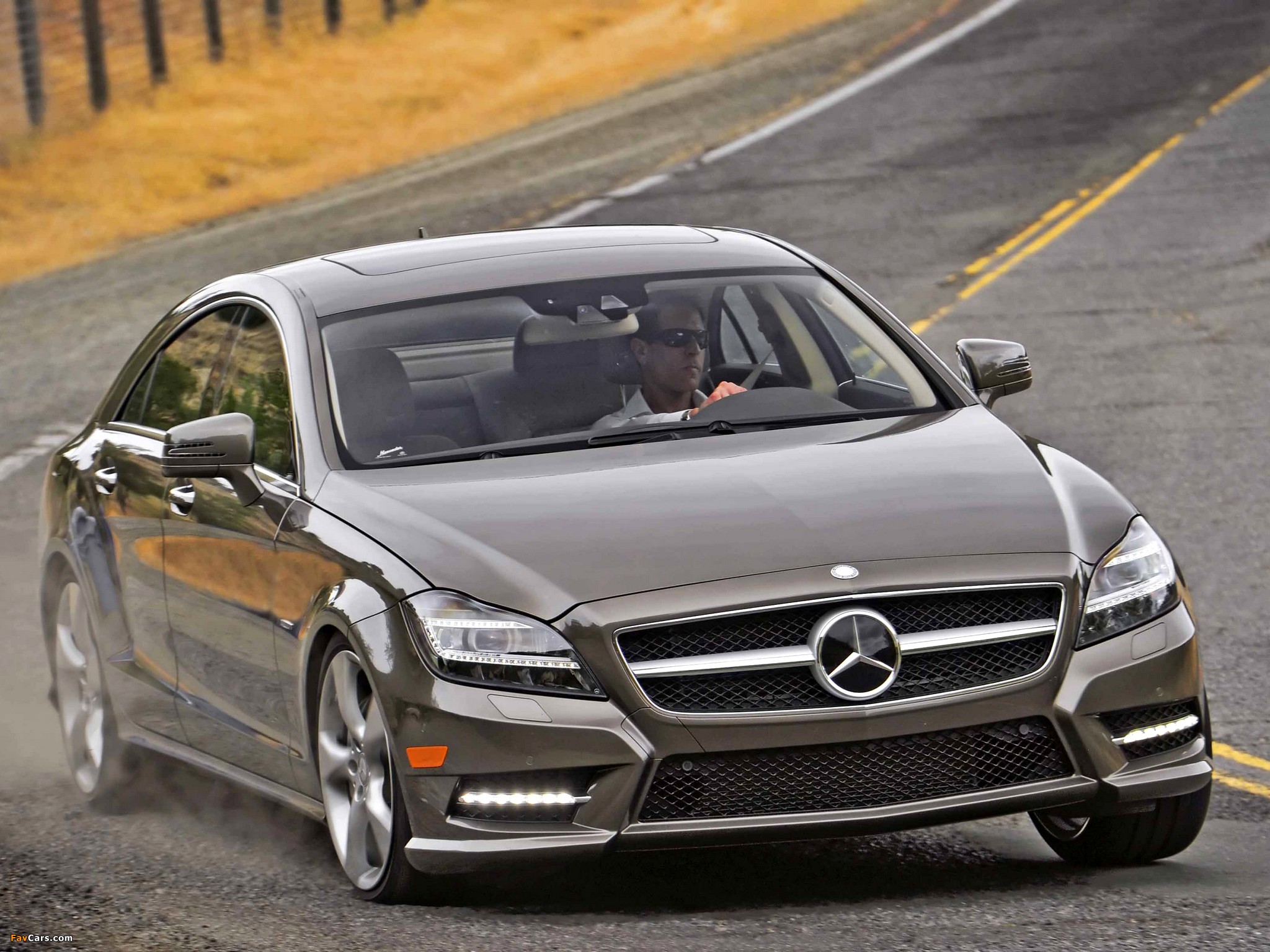 Mercedes-Benz Cls550 Wallpapers